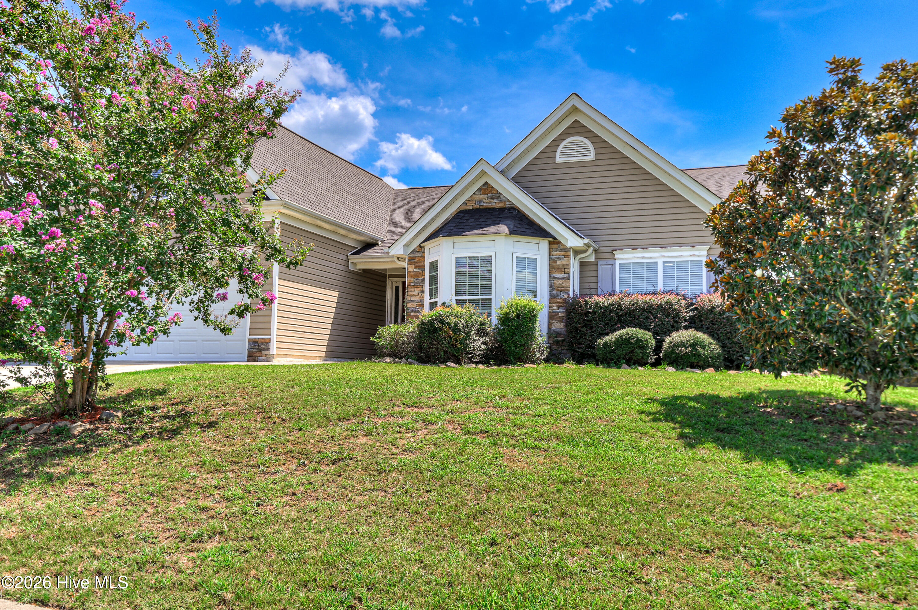 6024 Great Glen Property Photo 1