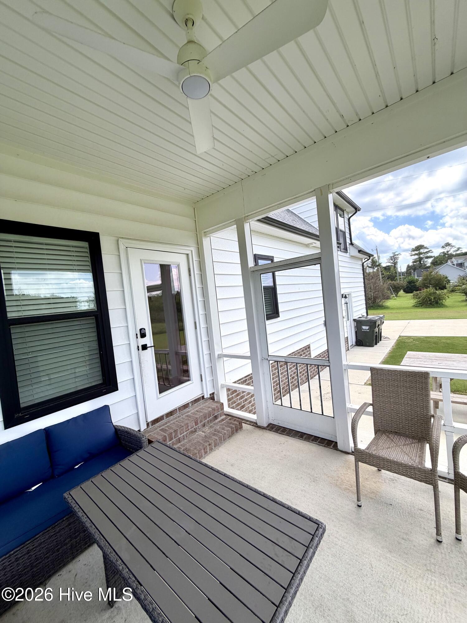 981 Waterlily Road Property Photo 12