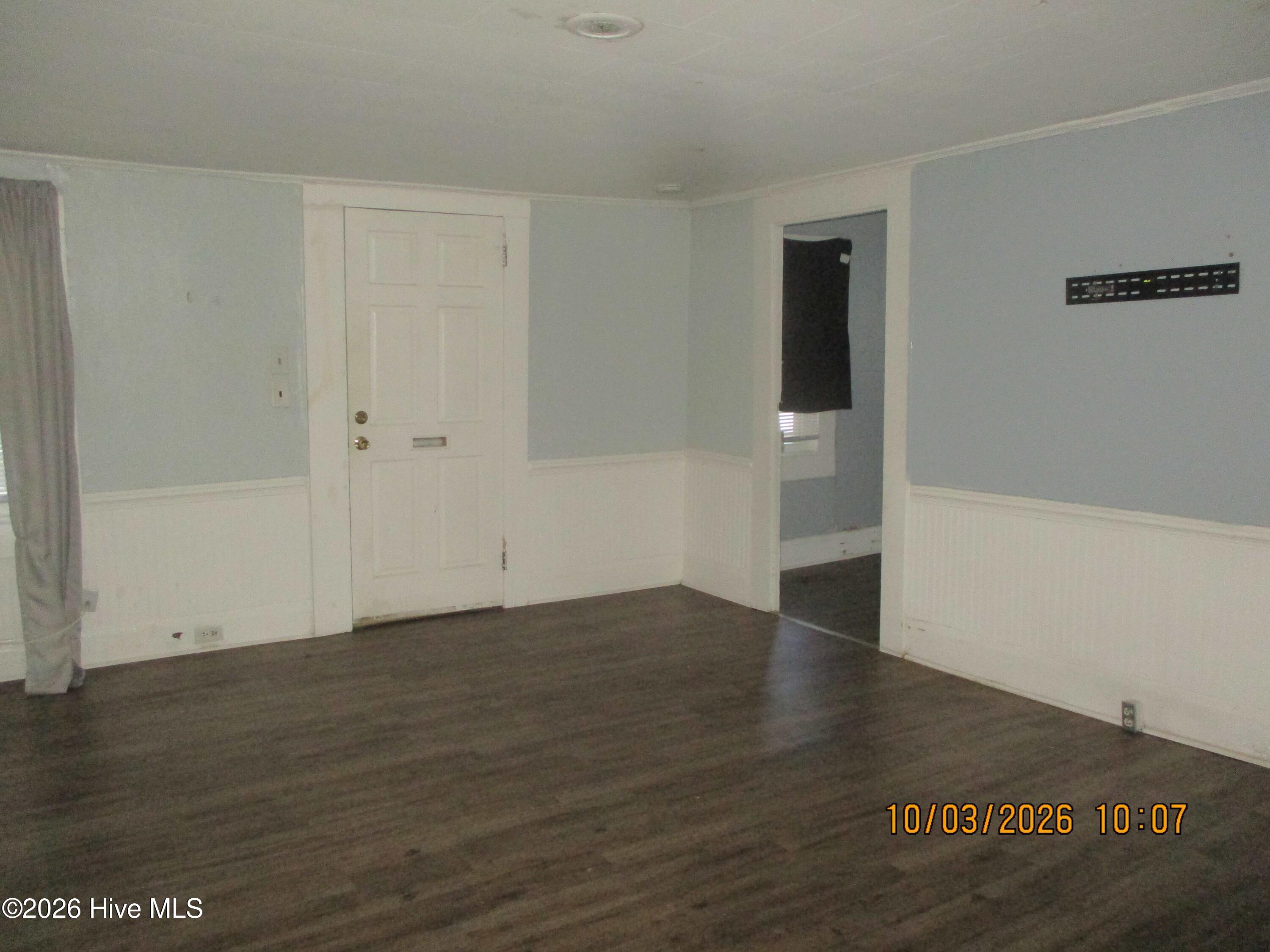 516 Winstead Street N Property Photo 3