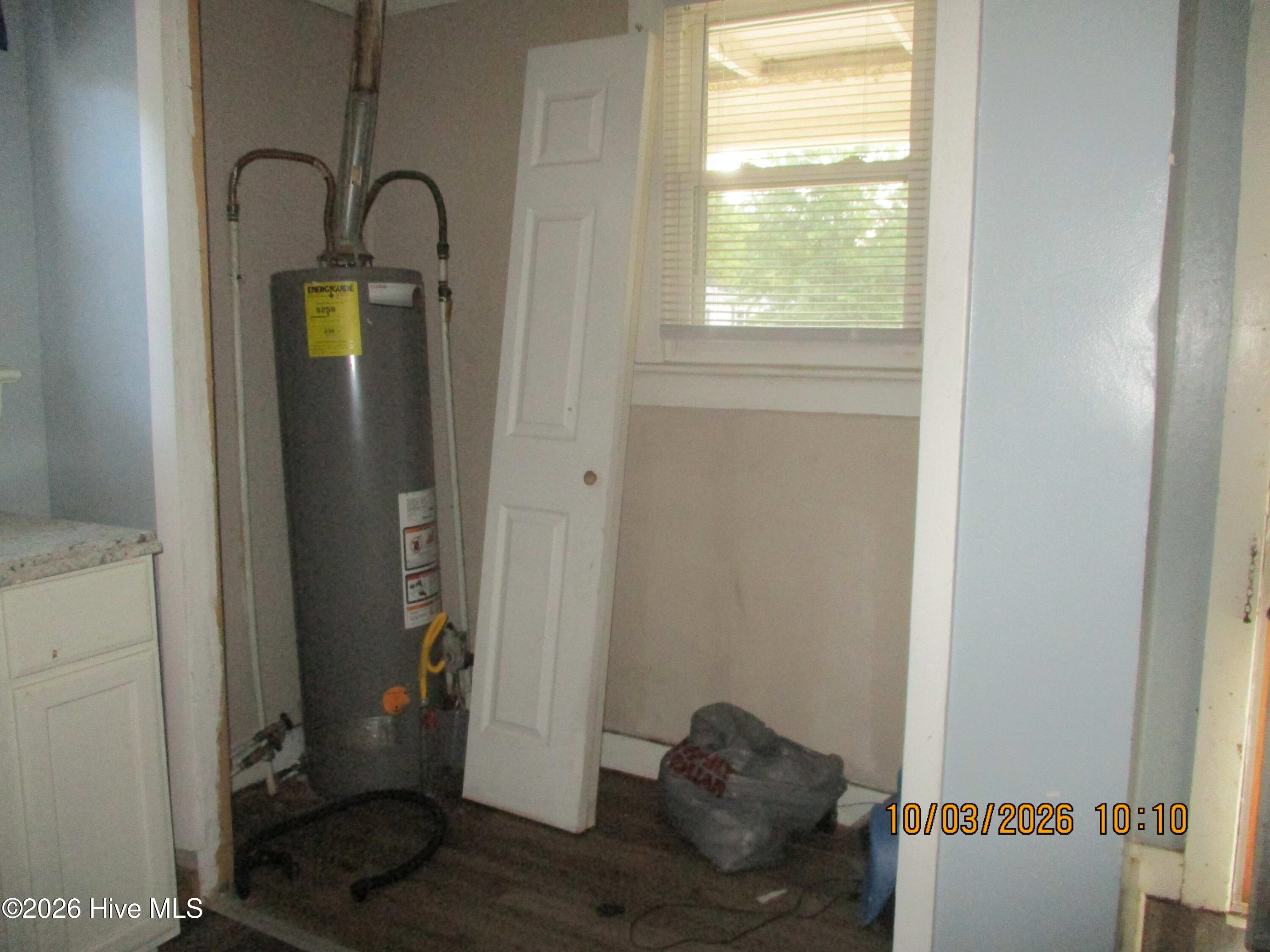 516 Winstead Street N Property Photo 12
