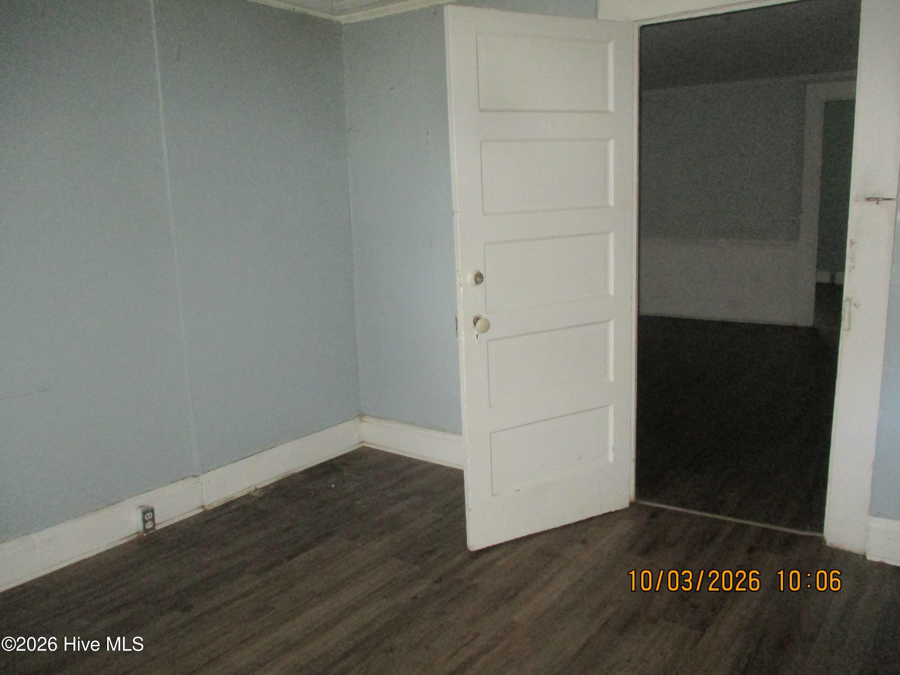 516 Winstead Street N Property Photo 13