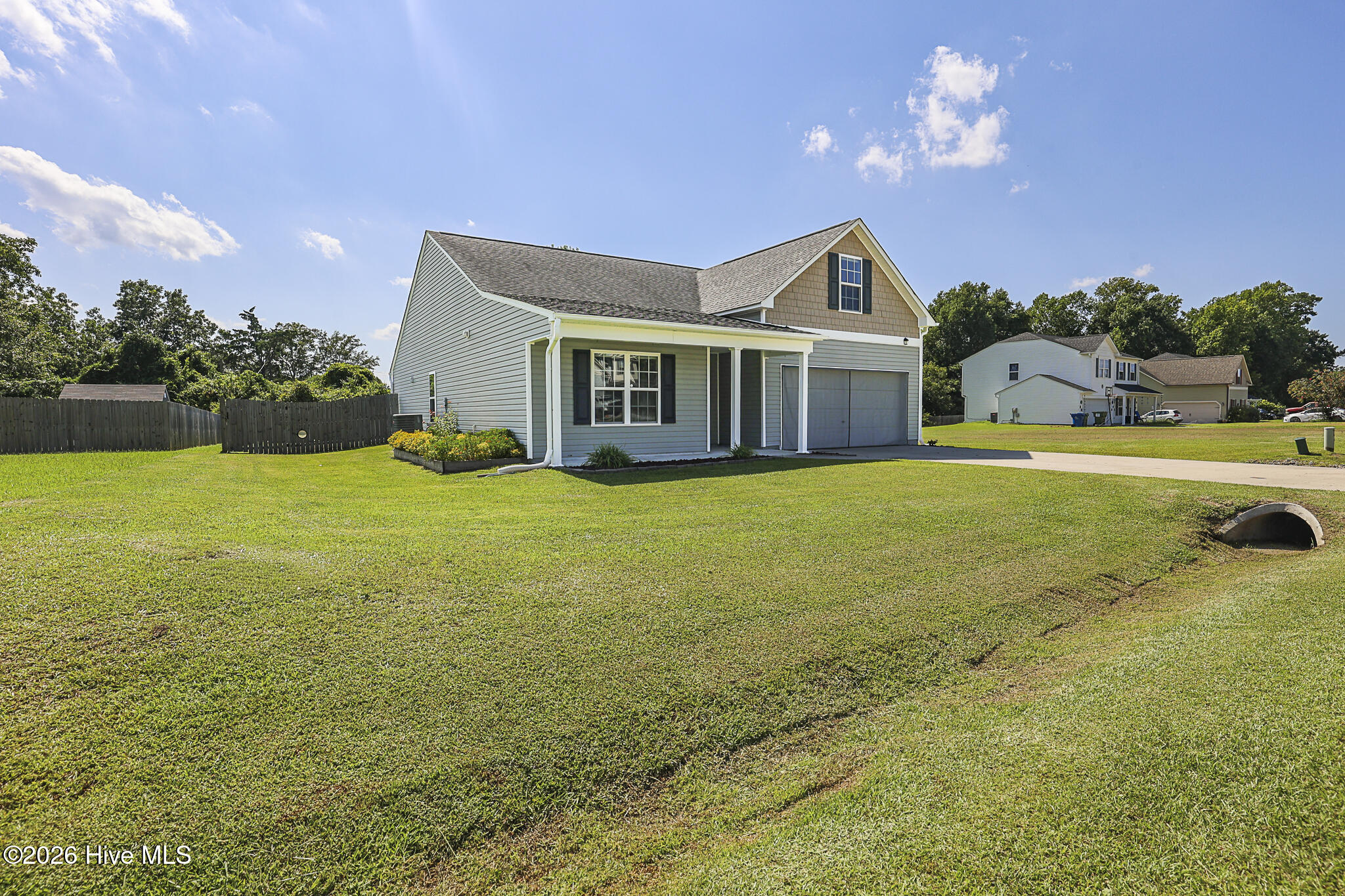 129 Backfield Place Property Photo 2