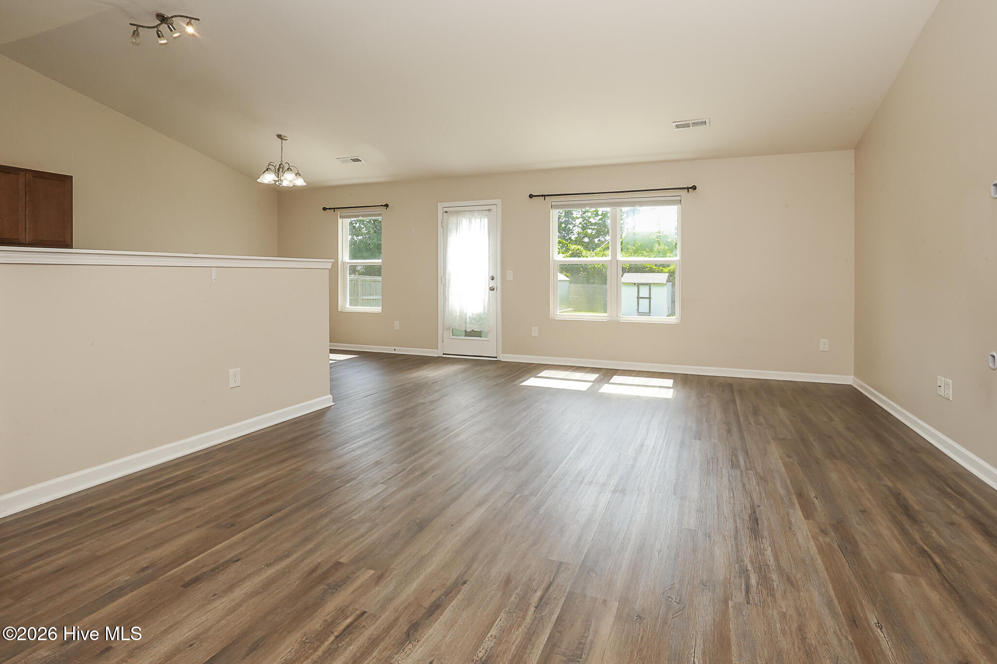 129 Backfield Place Property Photo 13