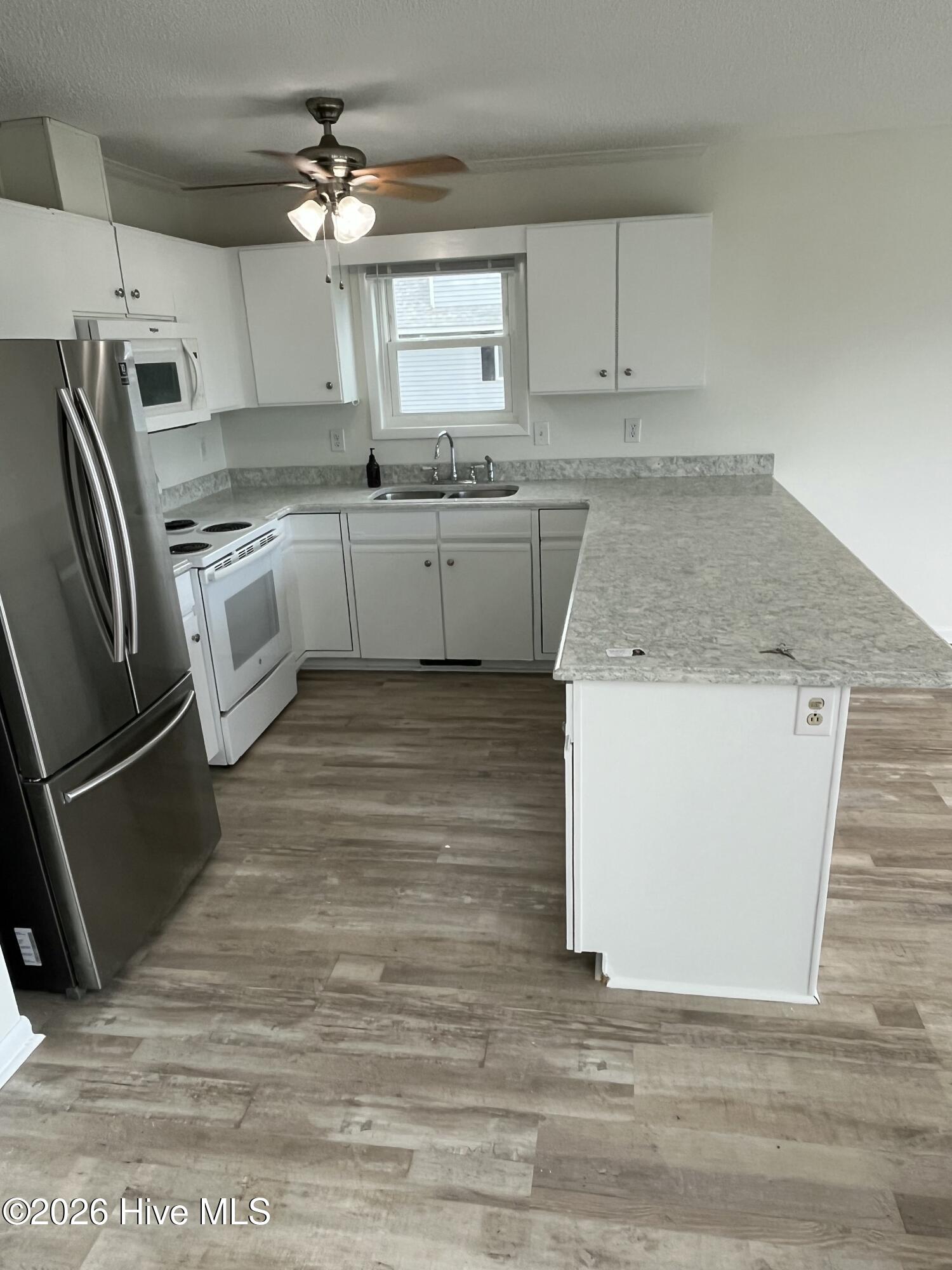 100 Longview Court Property Photo 7