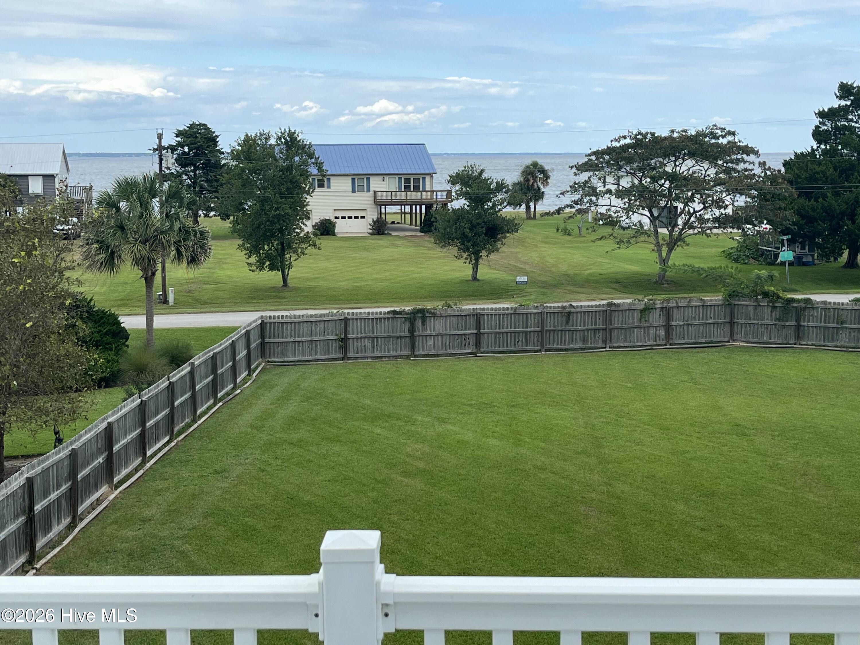 100 Longview Court Property Photo 15