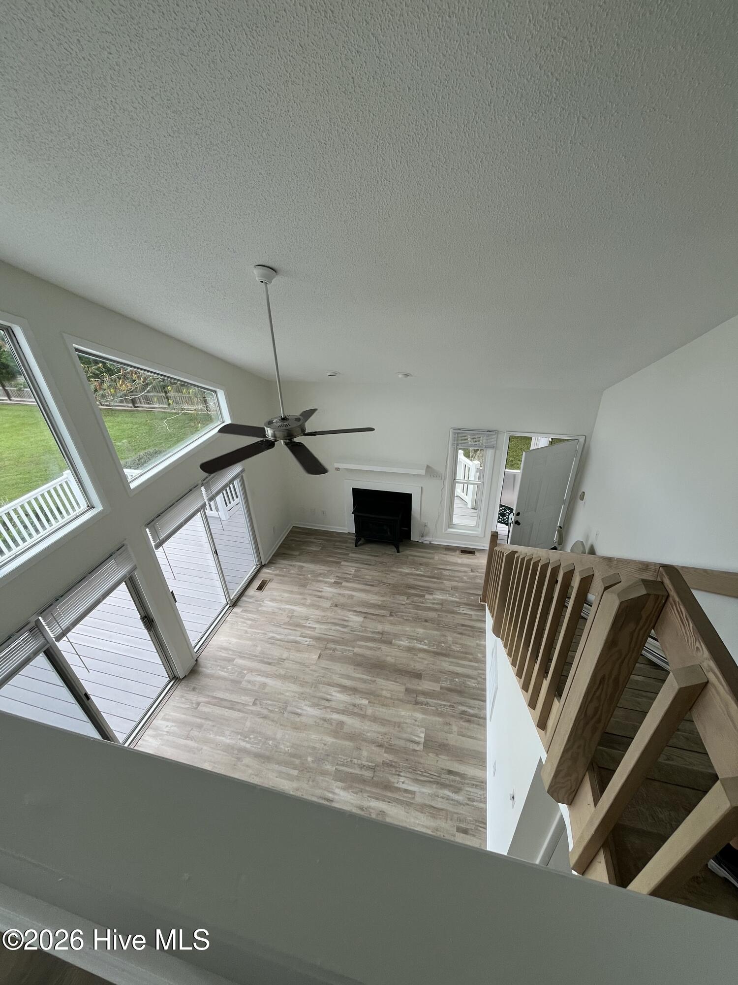 100 Longview Court Property Photo 16