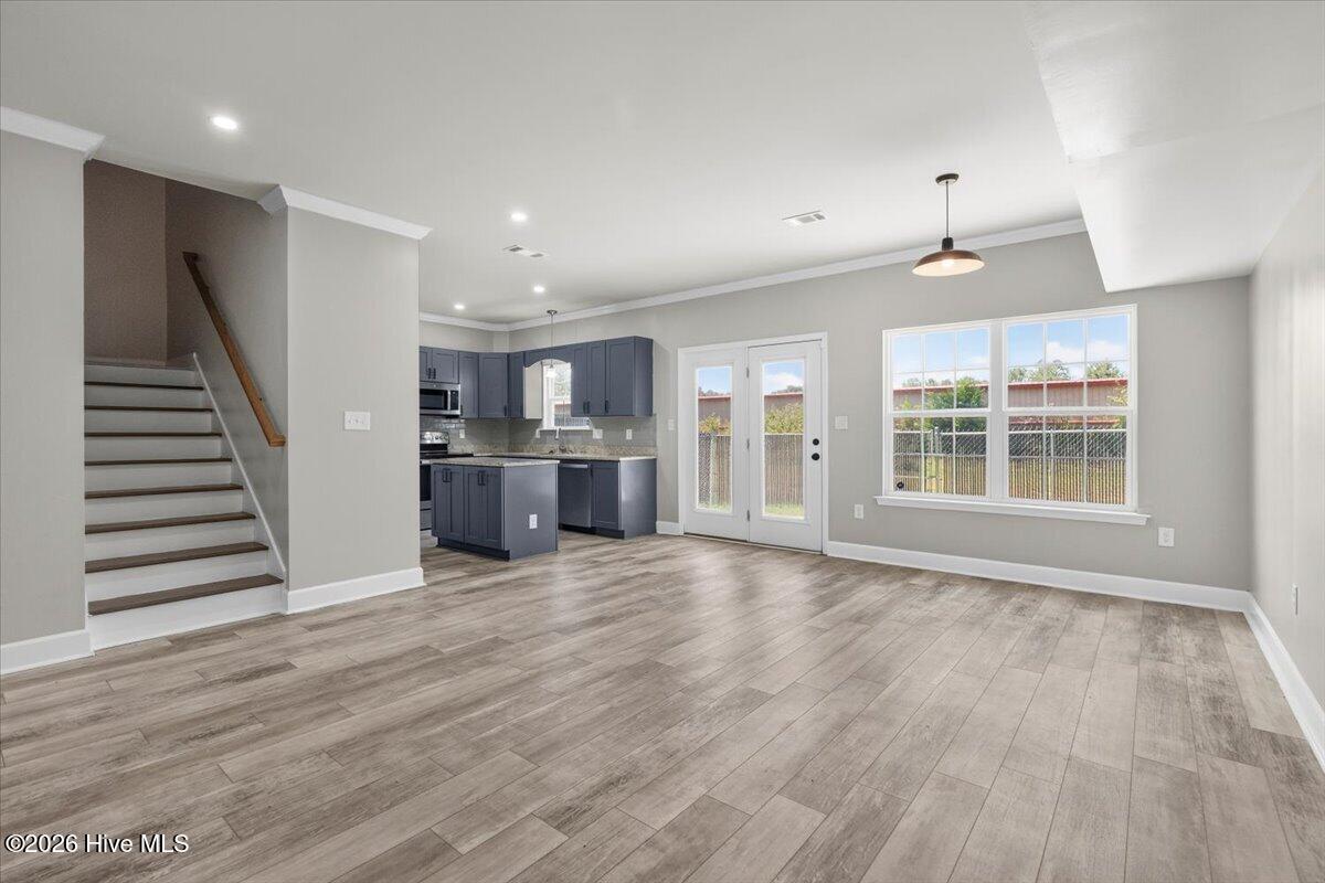 1208 Jessie Way Property Photo 8