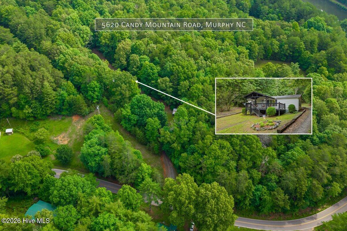5620 Candy Mountain Road Property Photo 2