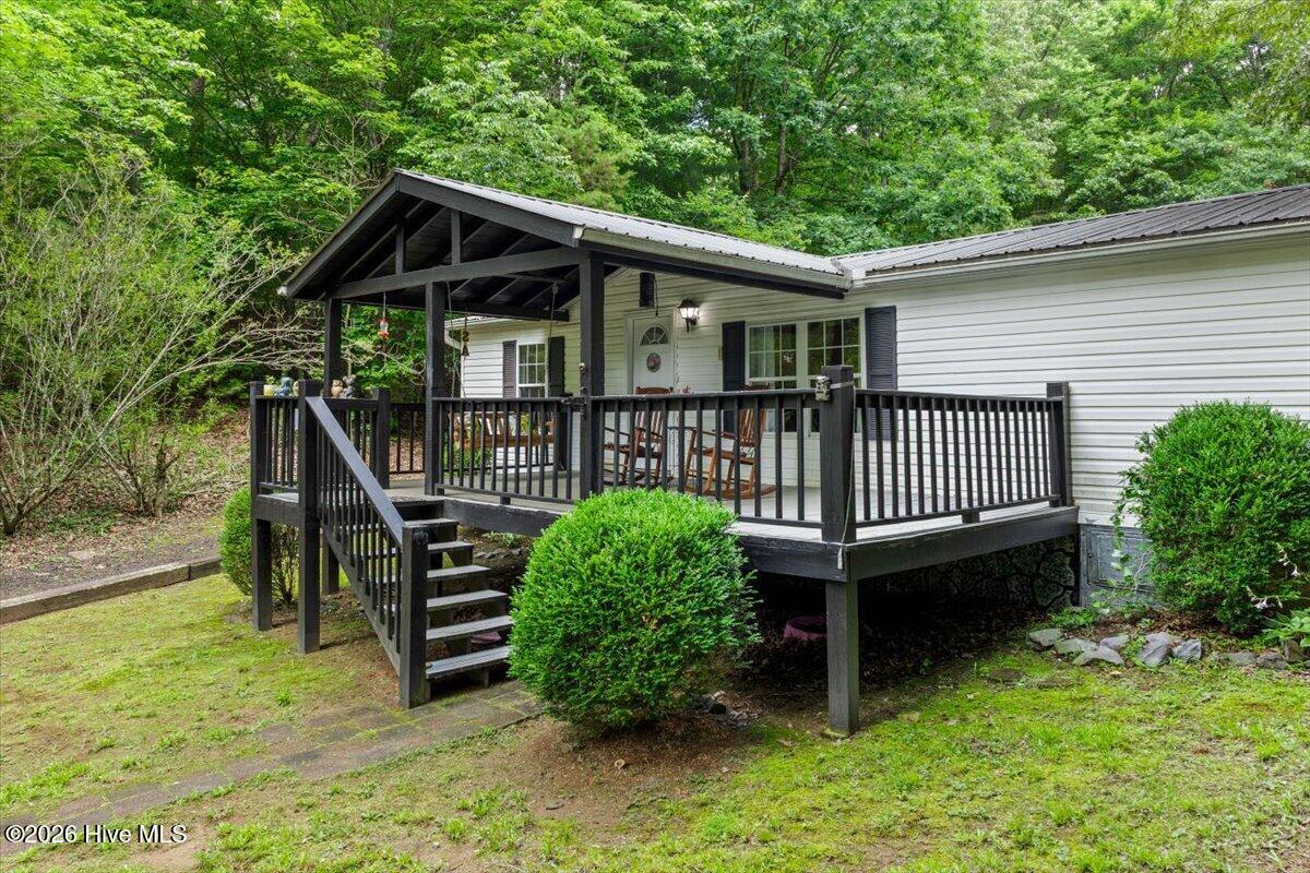 5620 Candy Mountain Road Property Photo 11