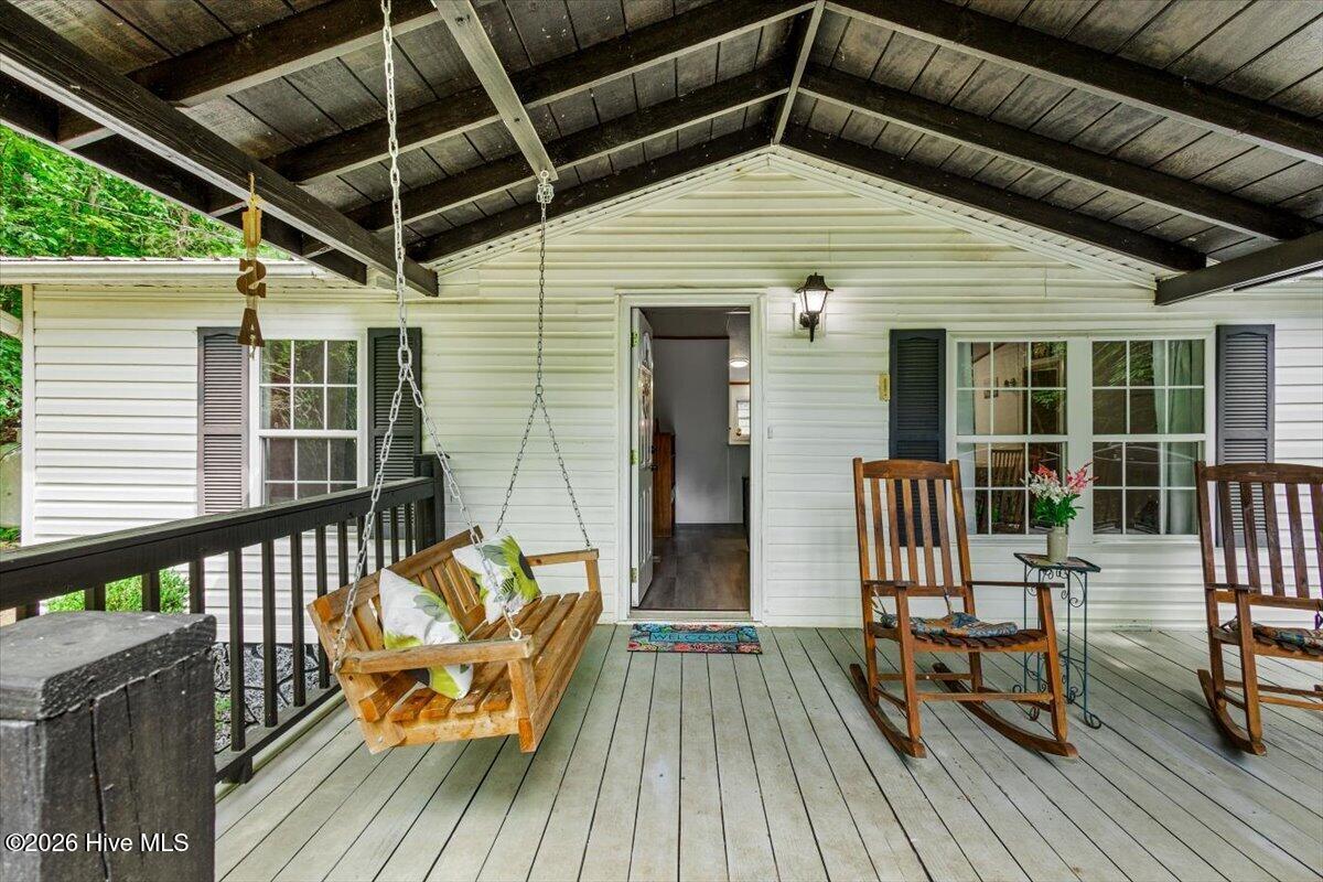5620 Candy Mountain Road Property Photo 12