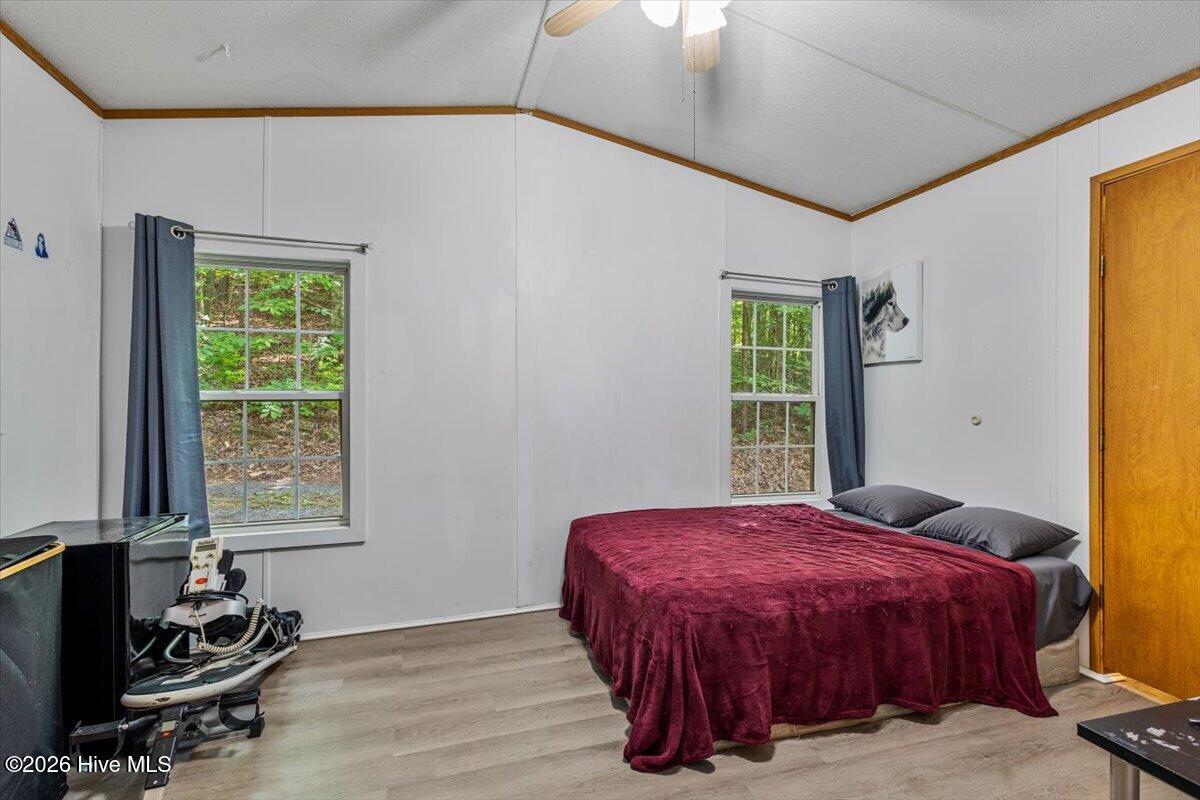 5620 Candy Mountain Road Property Photo 35