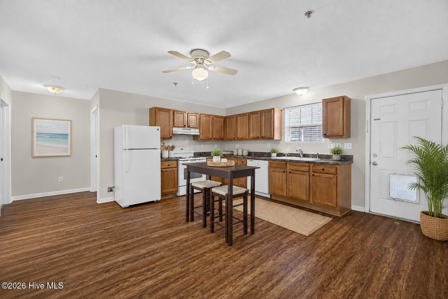 3833 Prices Lane Property Photo 6