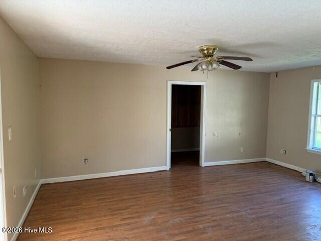 3010 Storey Drive Property Photo 7