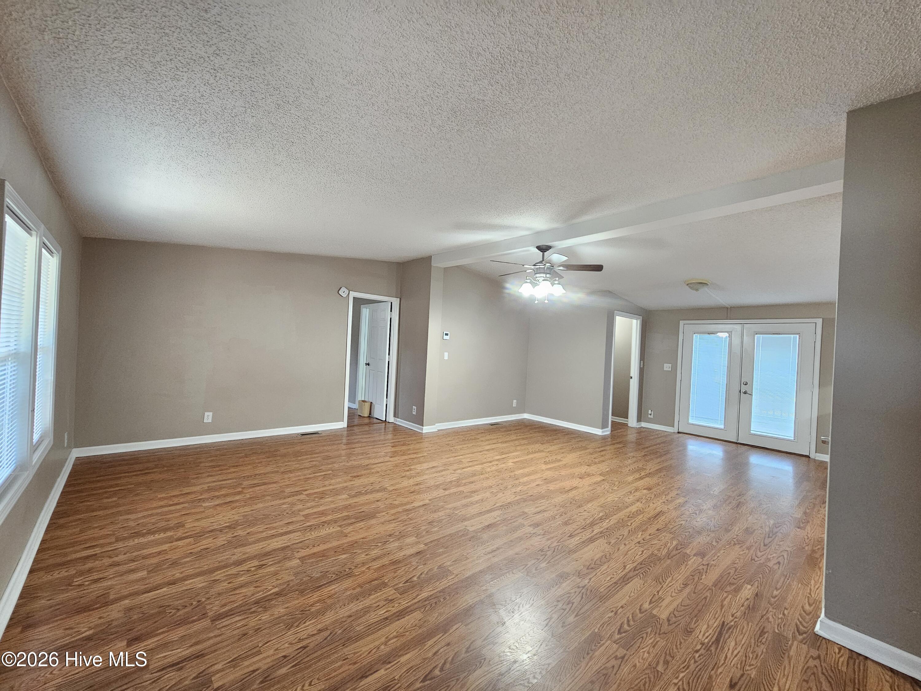 202 Castlebury Lane Property Photo 6