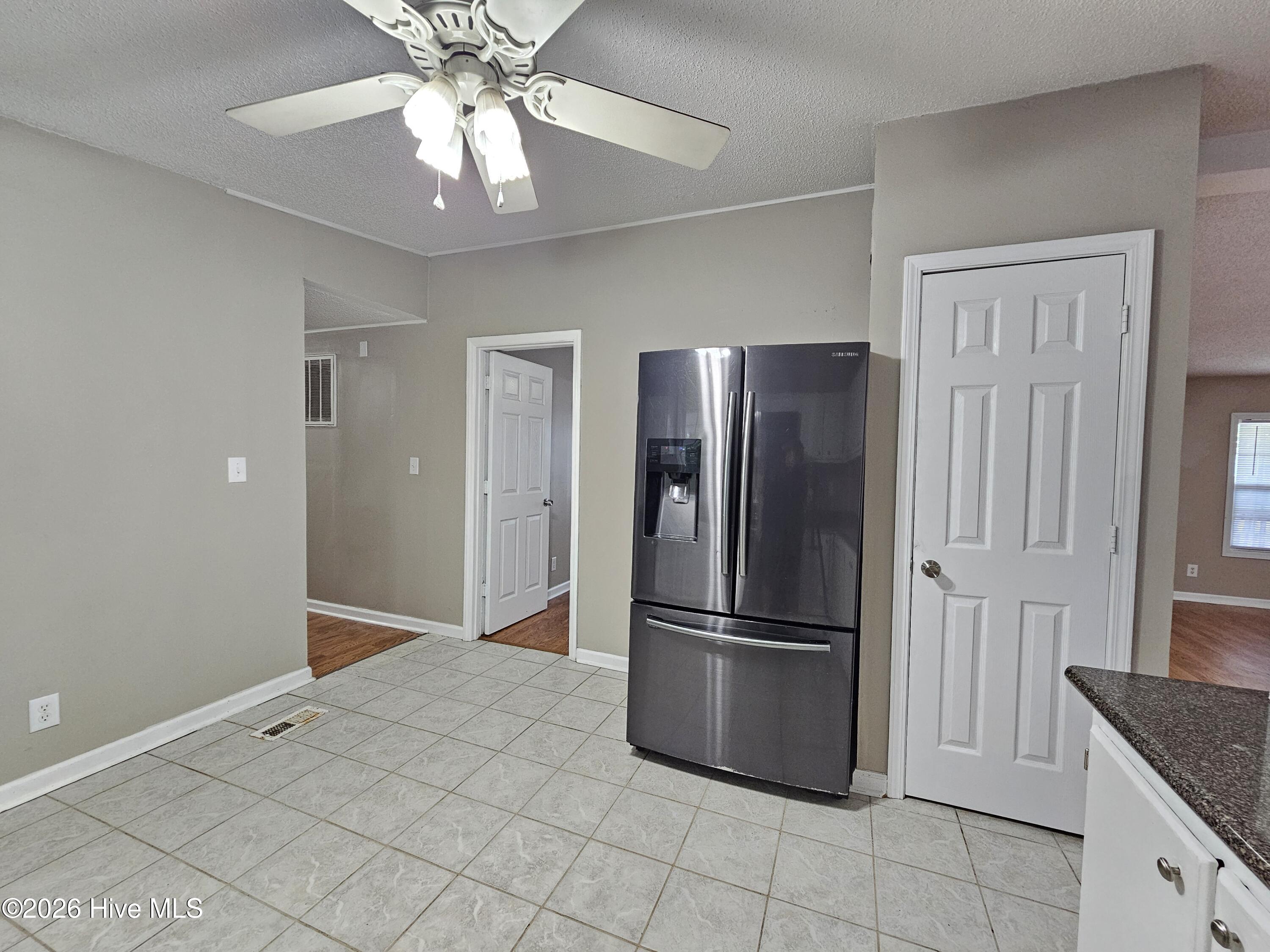 202 Castlebury Lane Property Photo 11