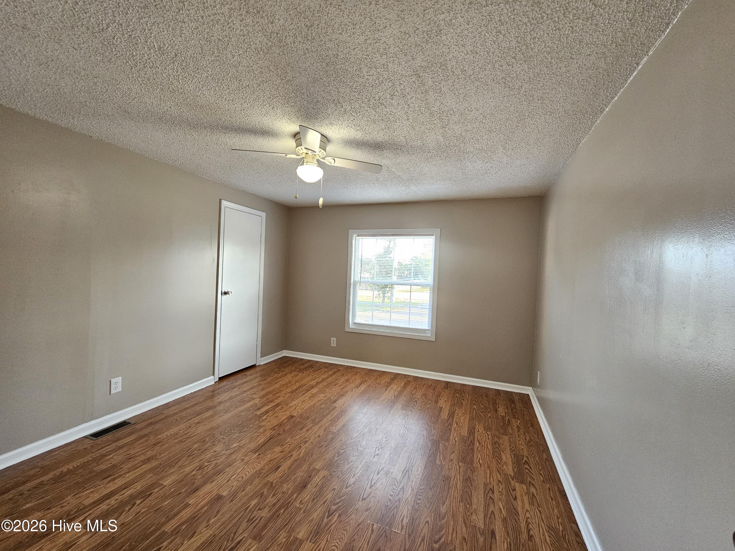 202 Castlebury Lane Property Photo 26