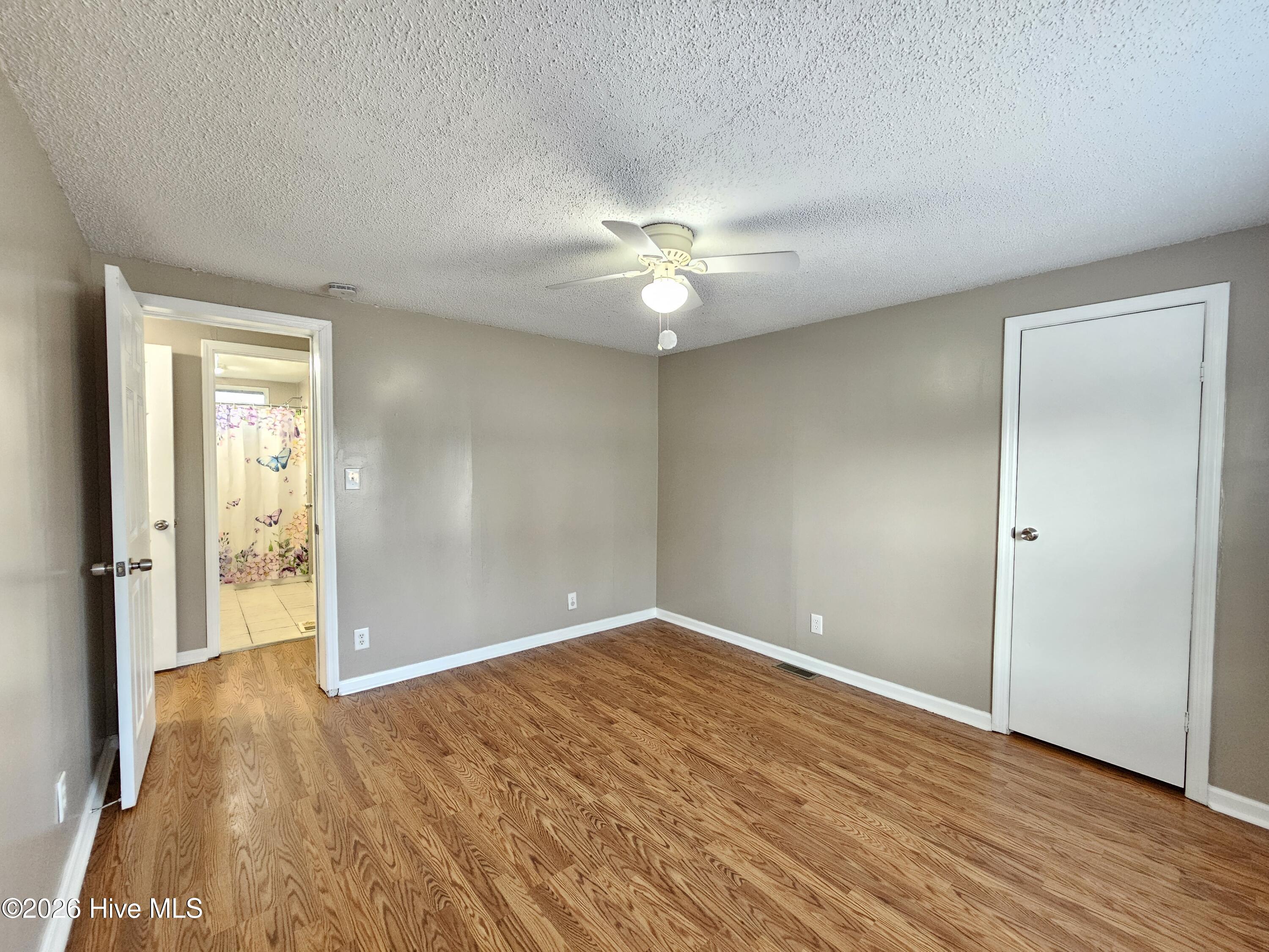 202 Castlebury Lane Property Photo 29
