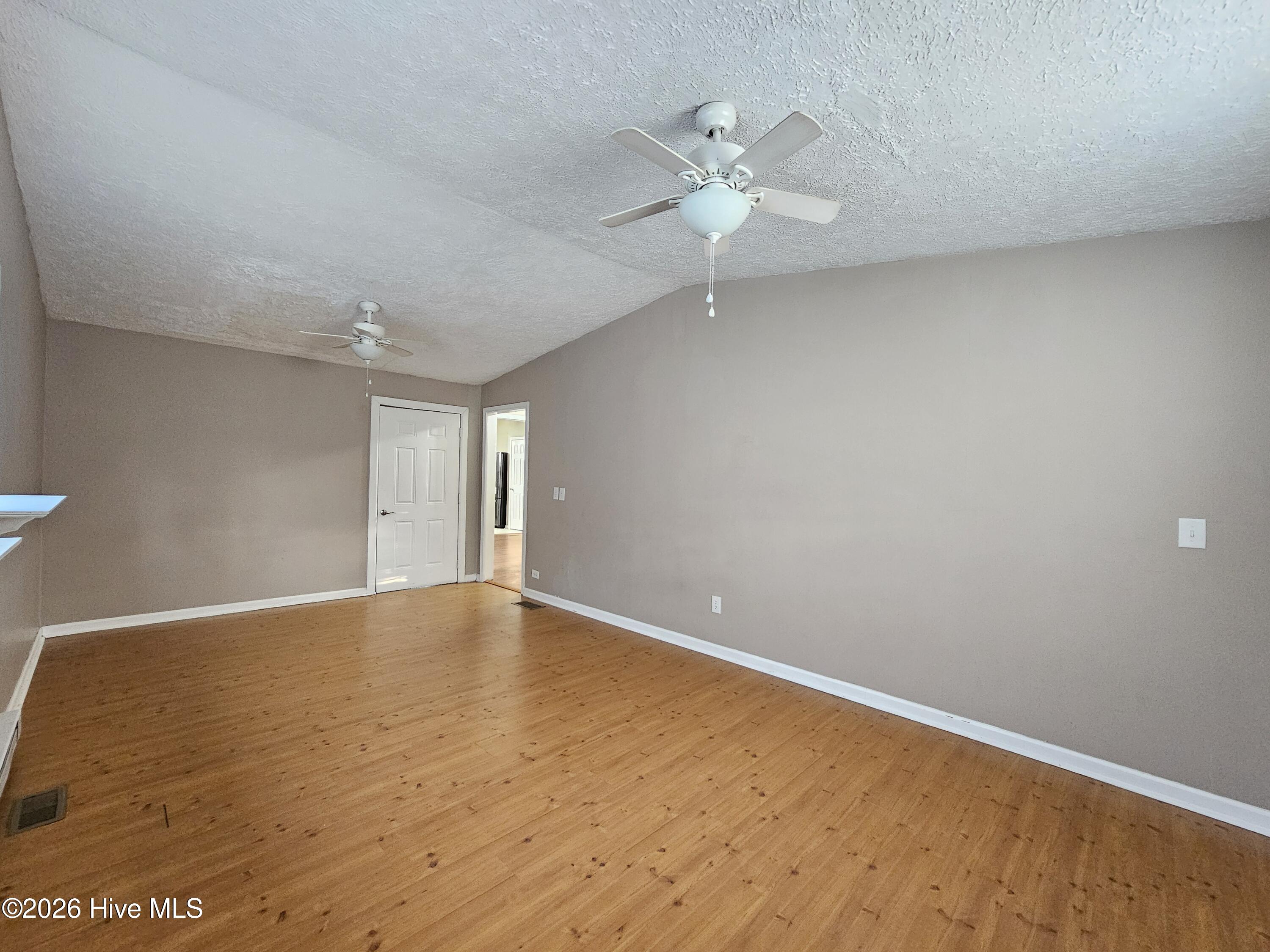 202 Castlebury Lane Property Photo 36