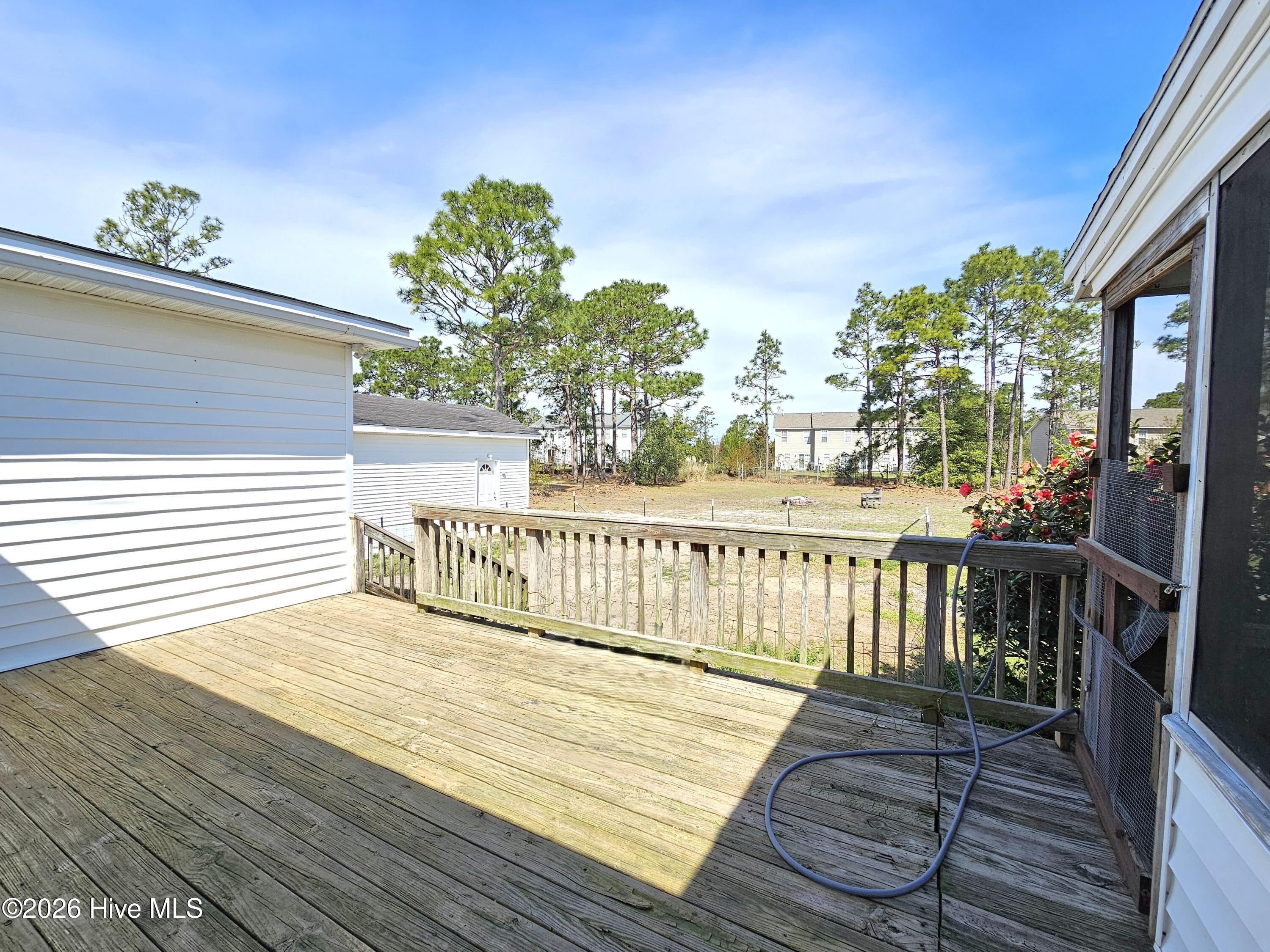 202 Castlebury Lane Property Photo 47
