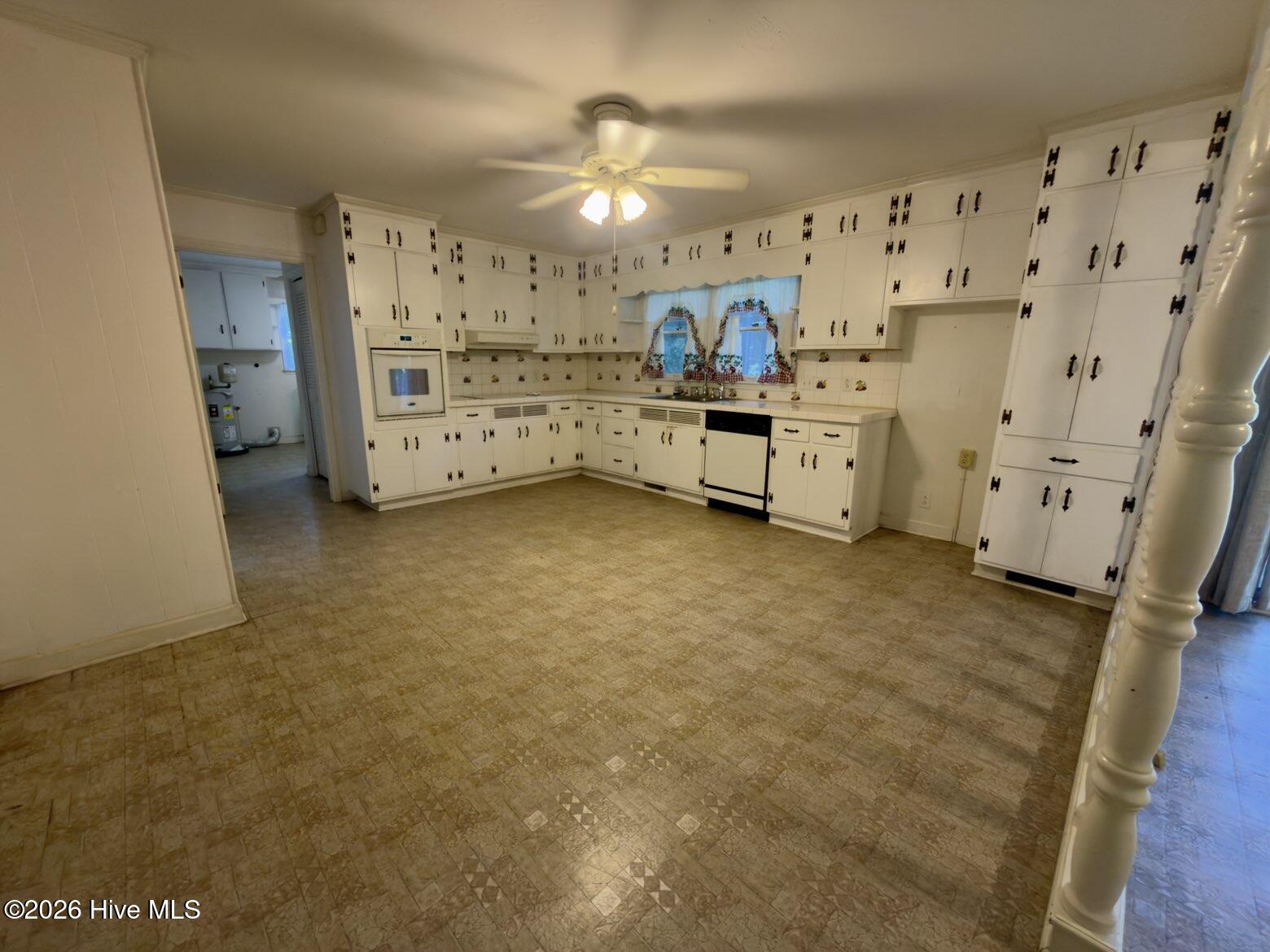 231 Lambert Road Property Photo 4