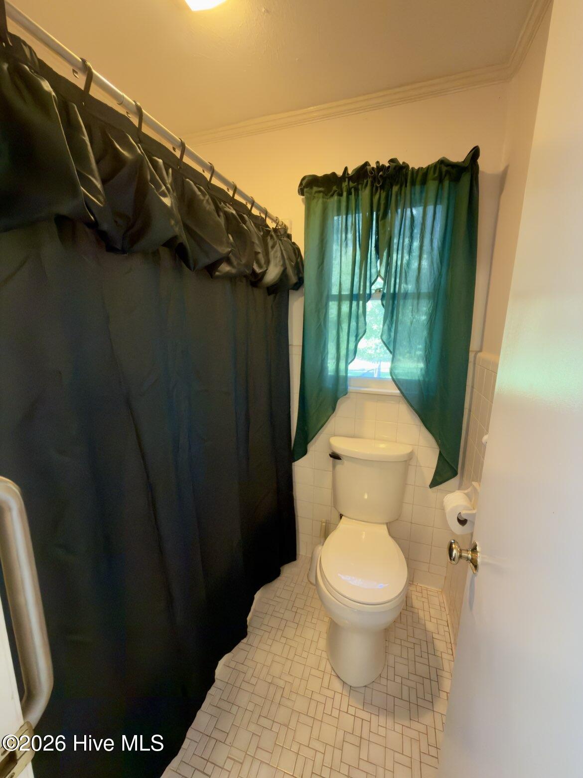 231 Lambert Road Property Photo 8