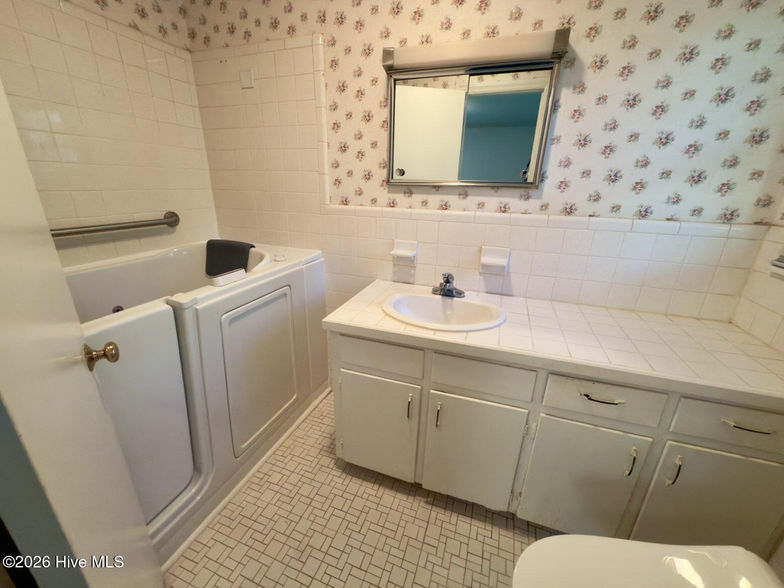 231 Lambert Road Property Photo 14