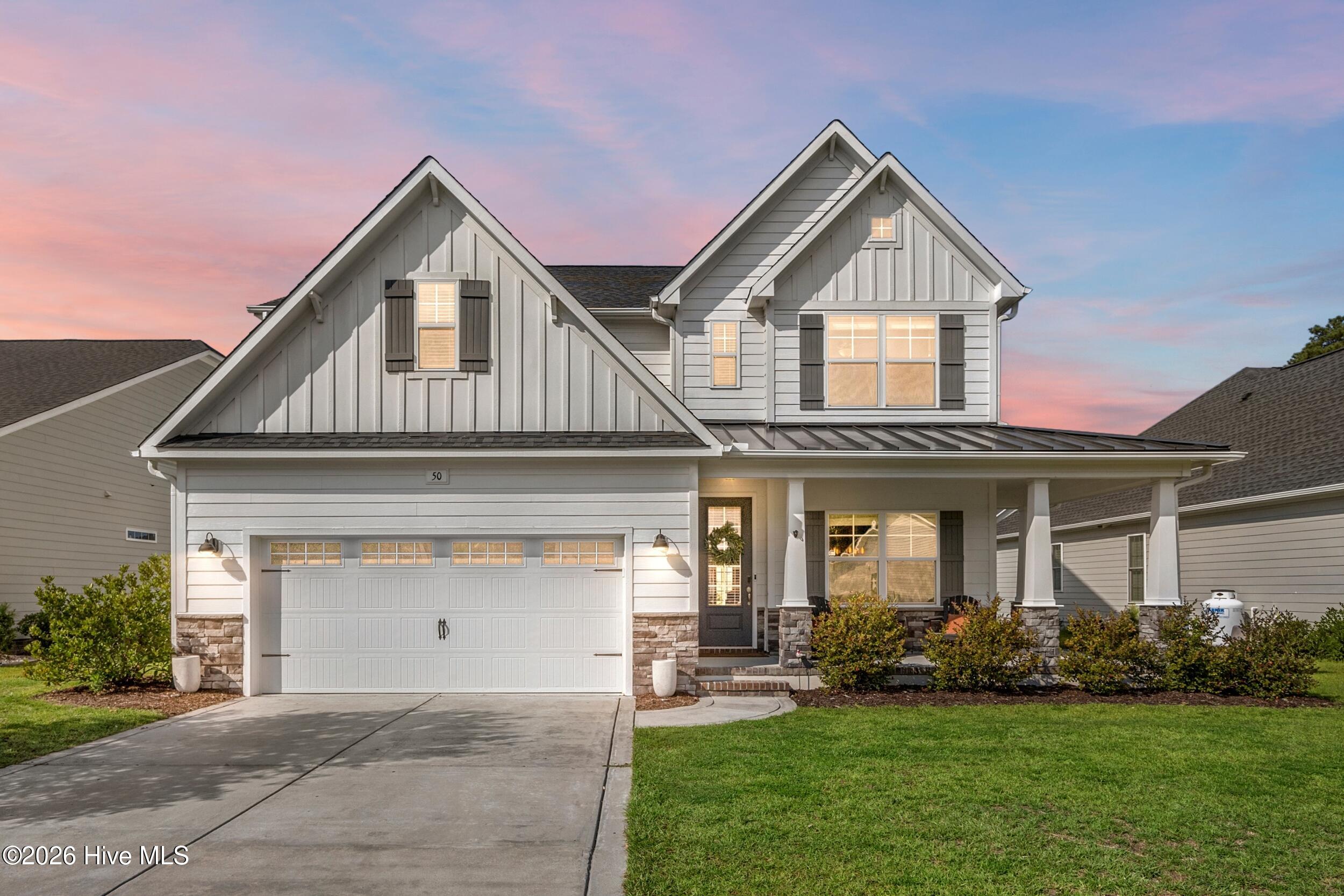 50 Sailor Sky Way Property Photo 2
