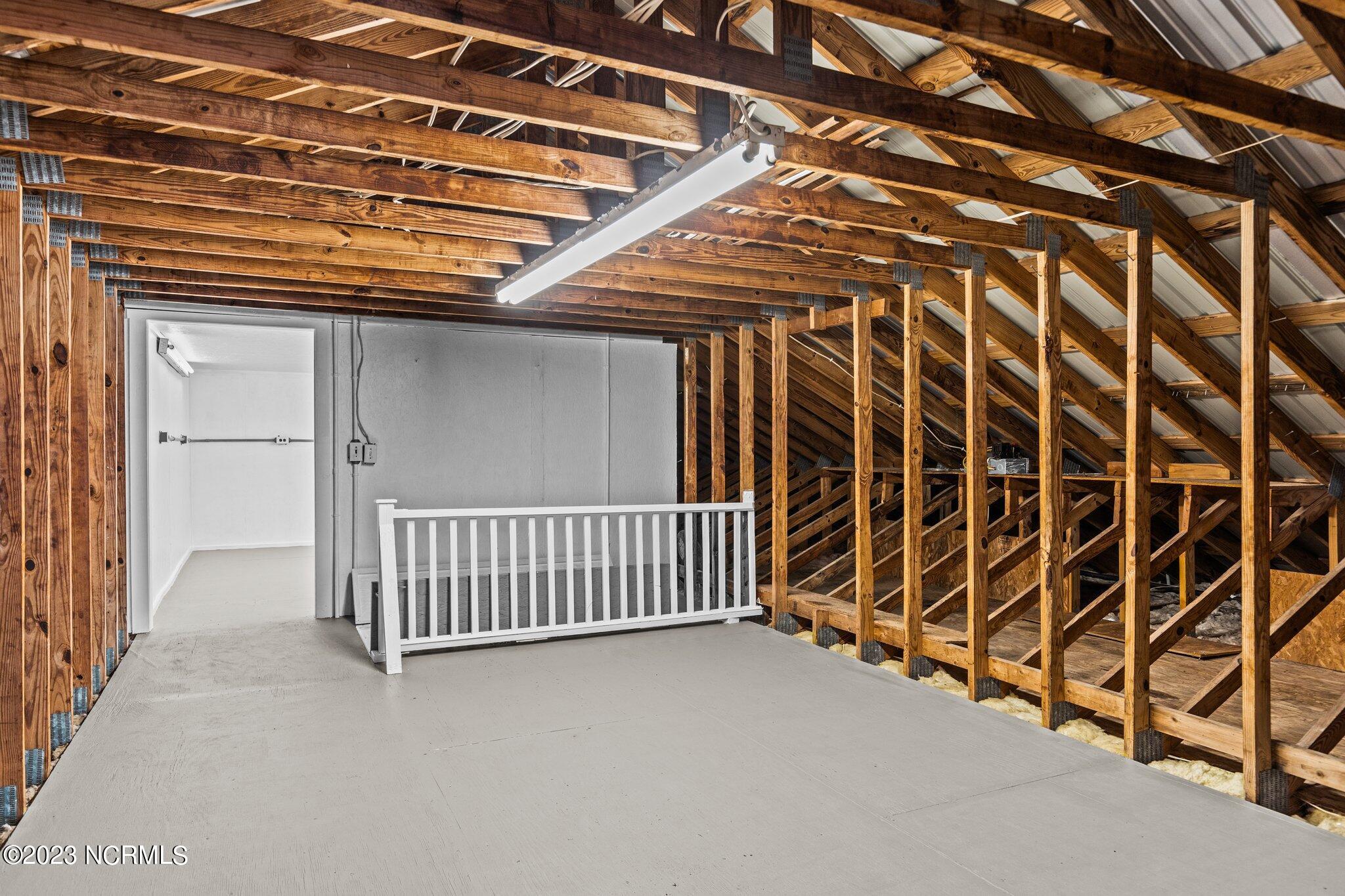 174 S Harbor Drive Property Photo 10