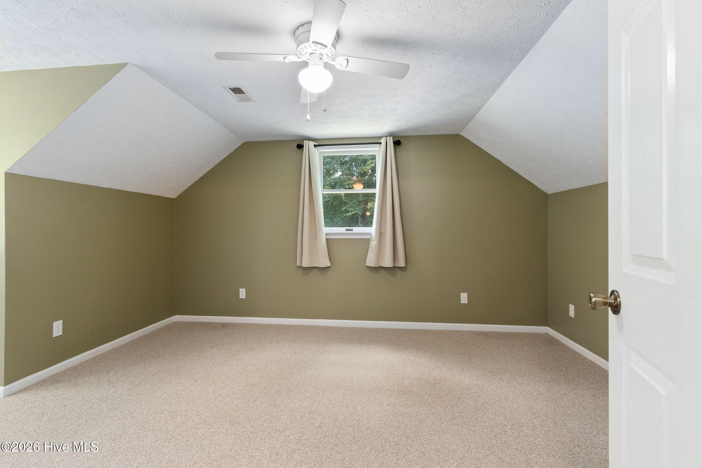 21 Grand Ridge Property Photo 46