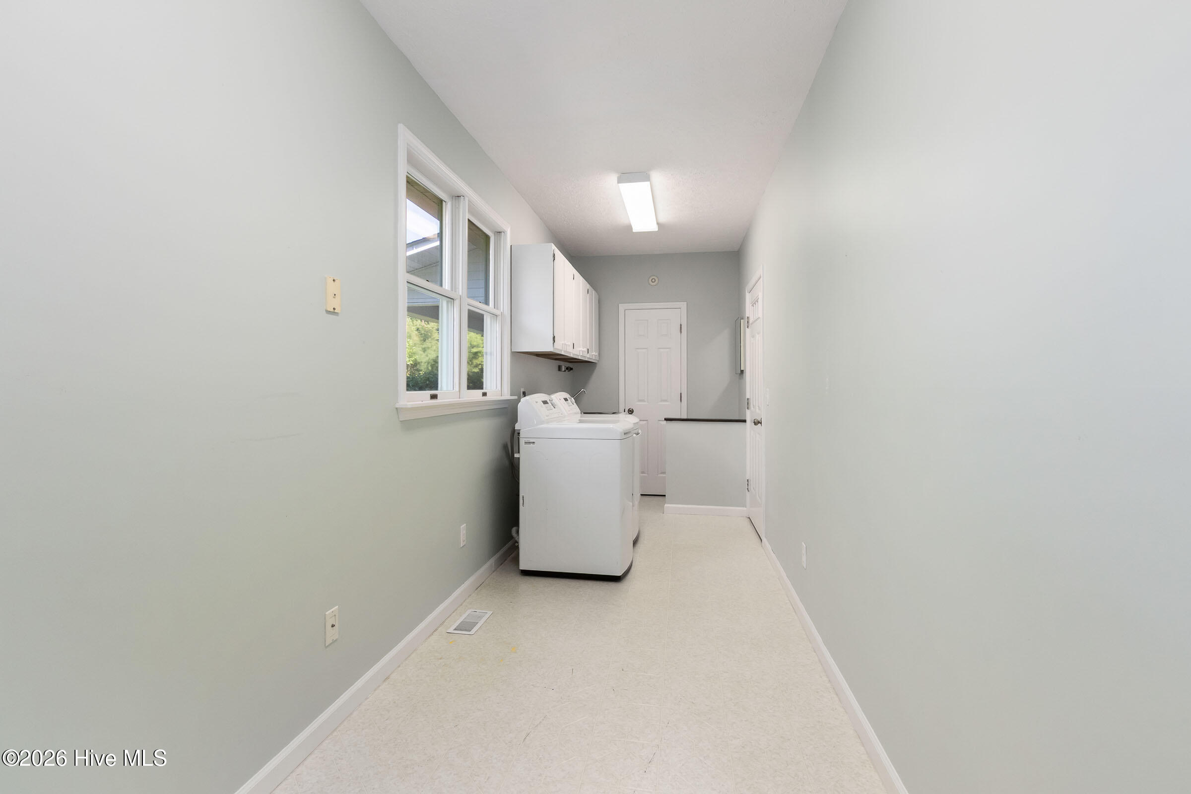 21 Grand Ridge Property Photo 54