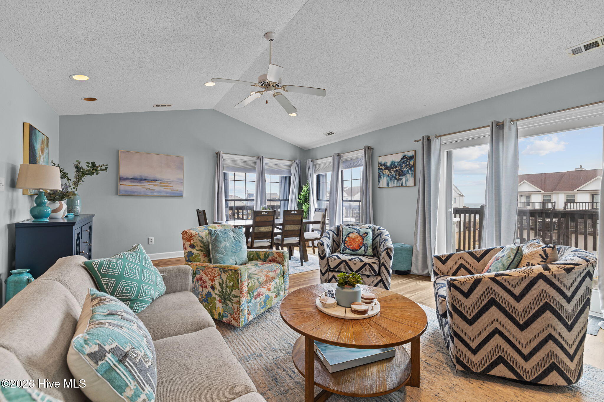2506 Ocean Drive A2 Property Photo 18