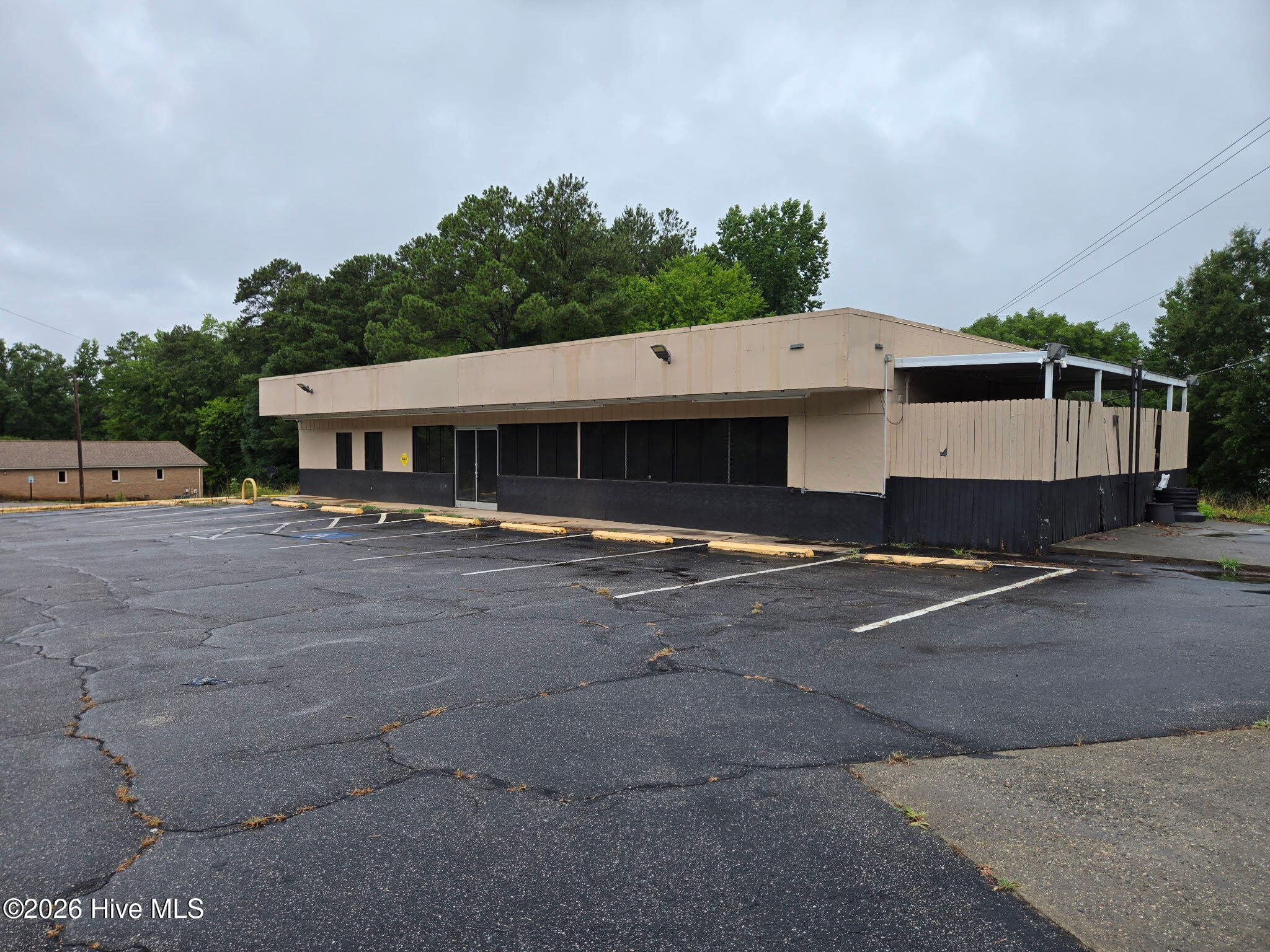 1522 W Wall Street Property Photo 1