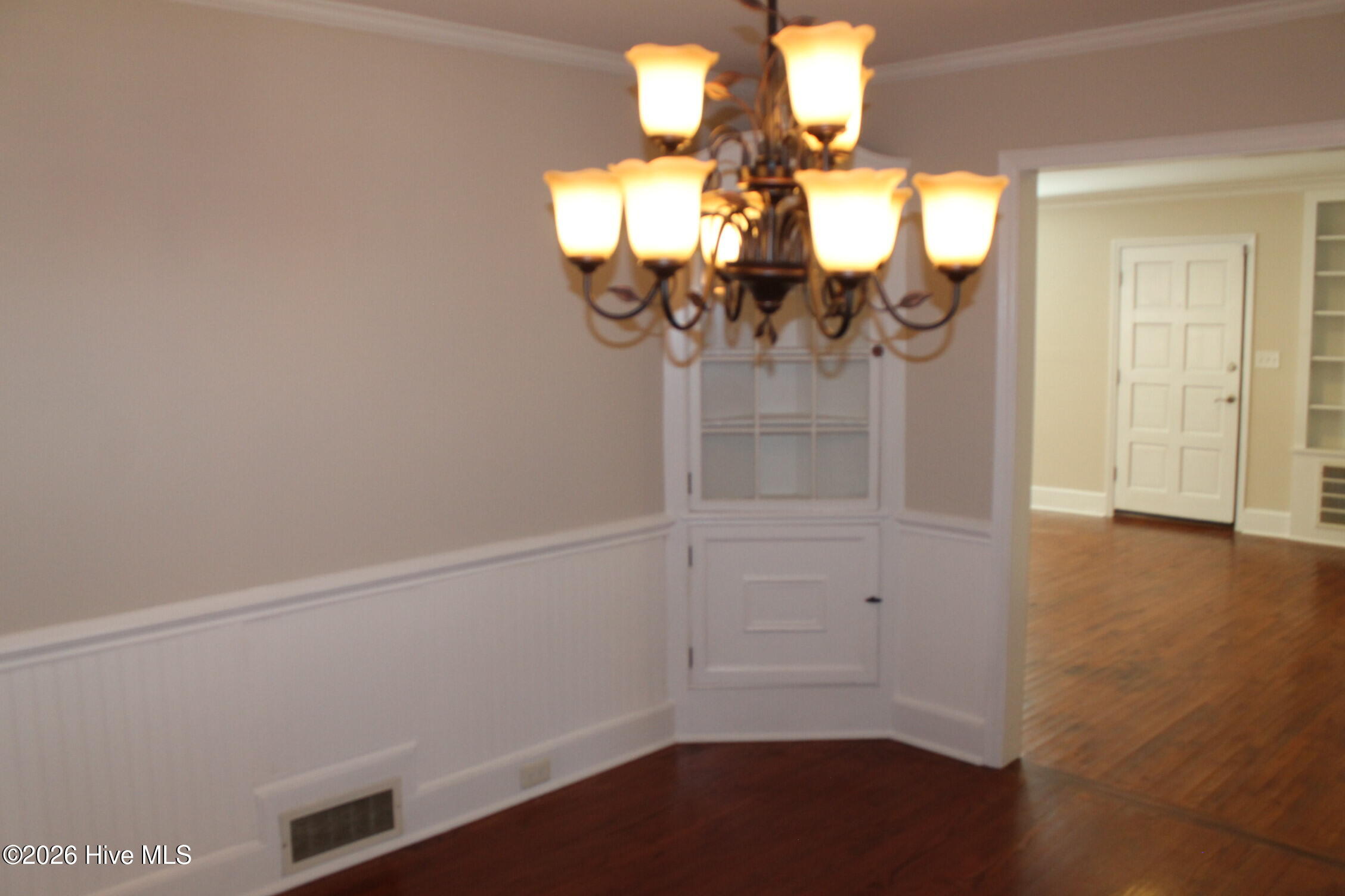 227 E College Street Property Photo 49