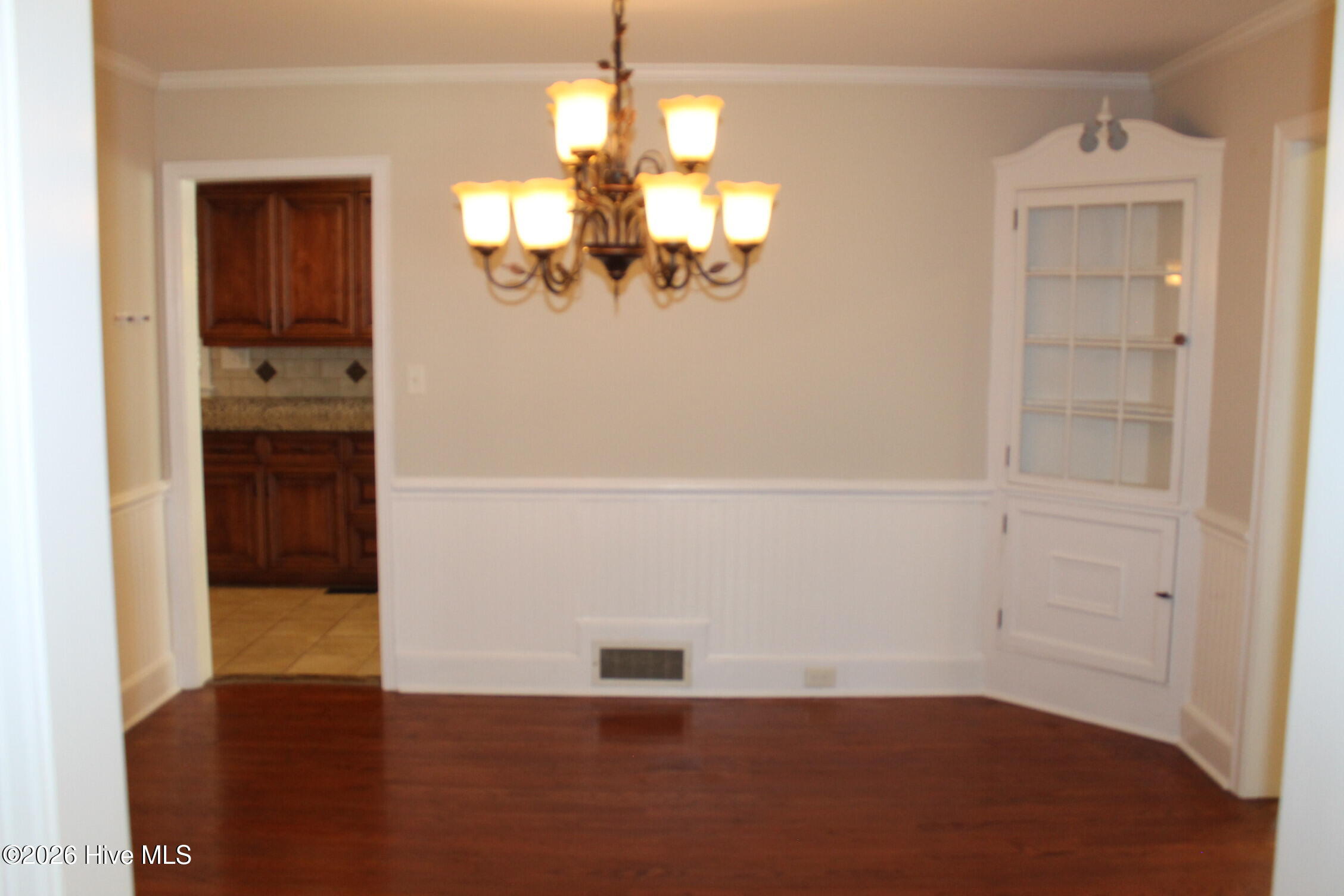 227 E College Street Property Photo 52