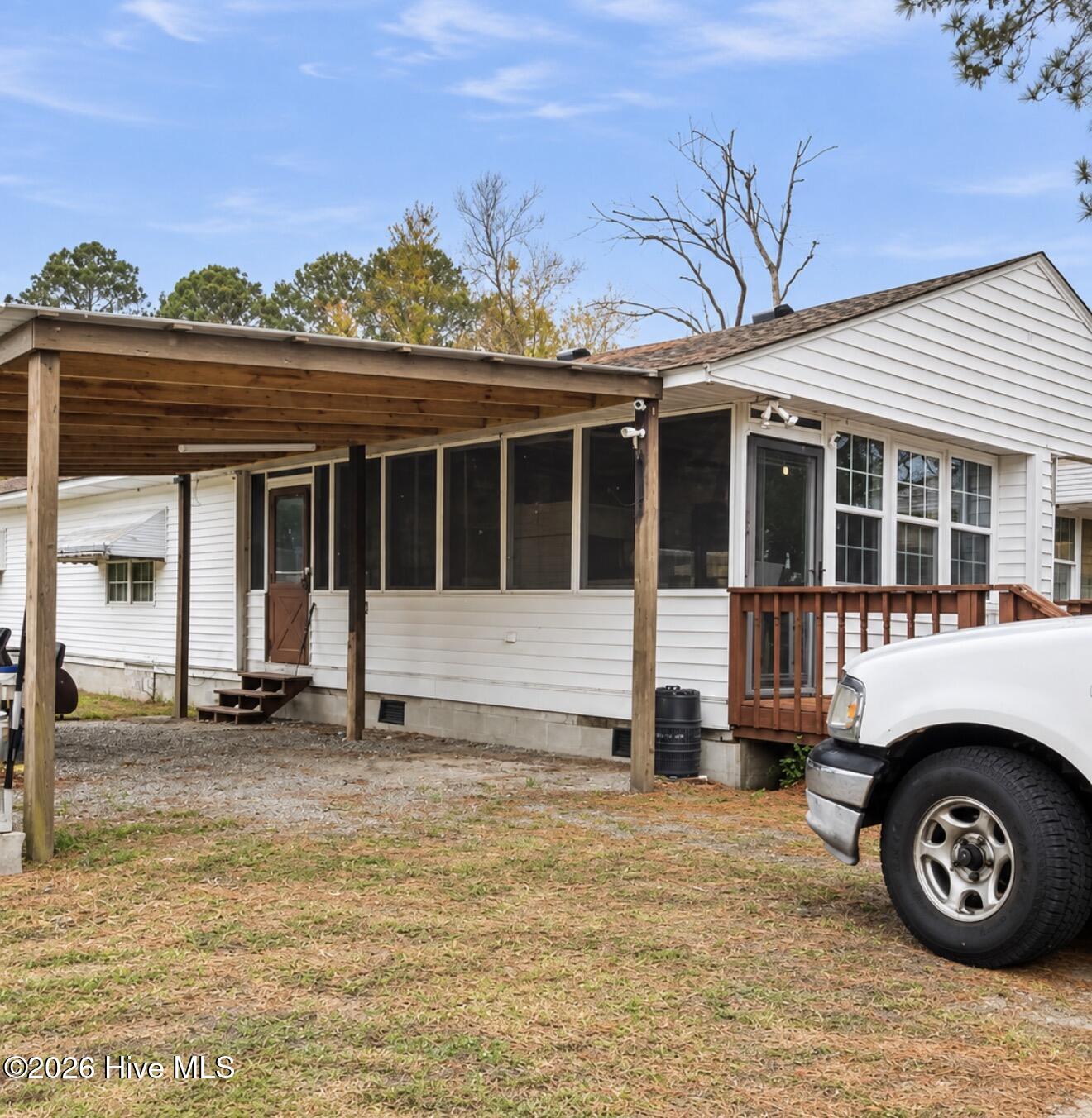 206 Scuppernong Road Property Photo 2