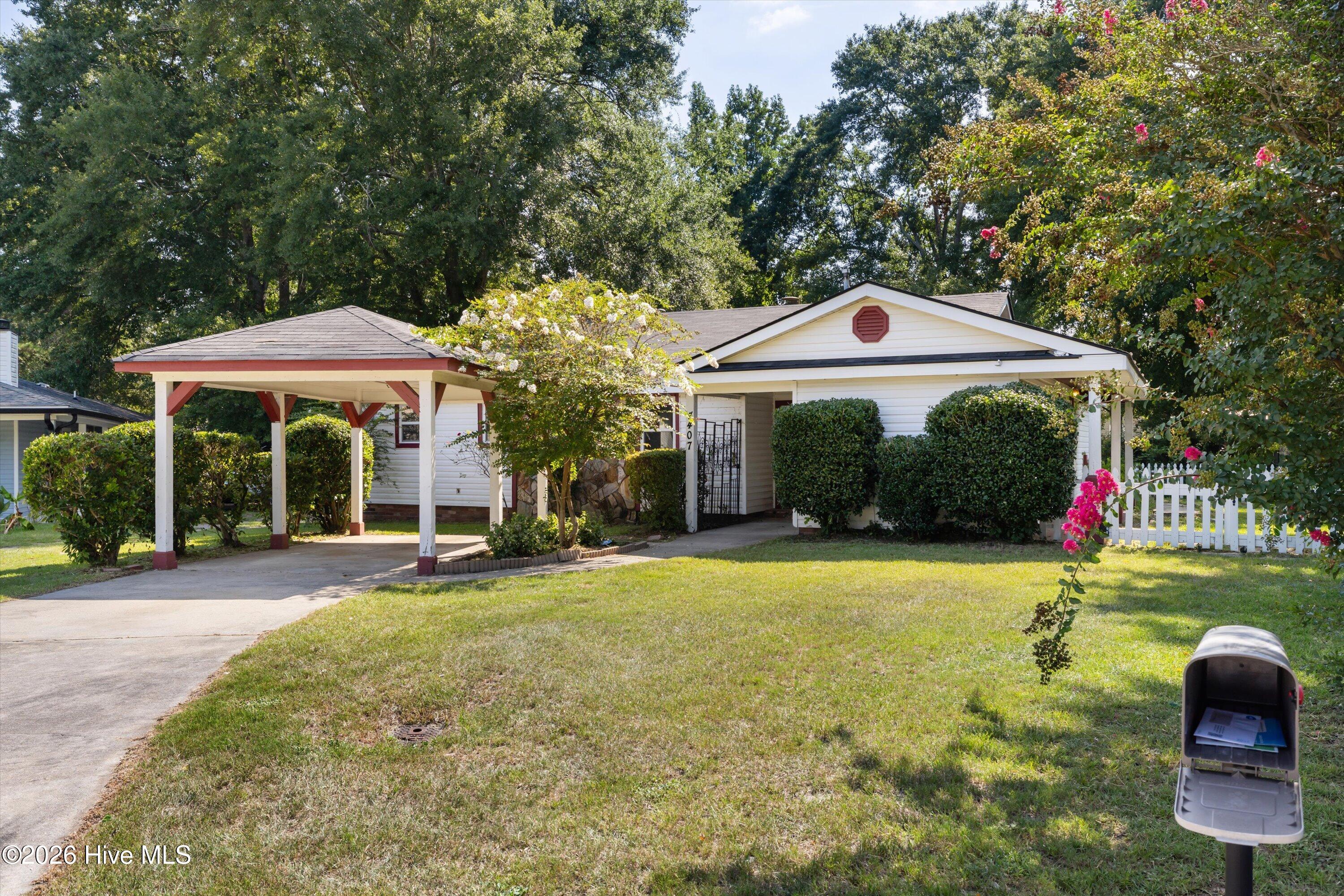 4407 Goshen Lake Drive S Property Photo 2
