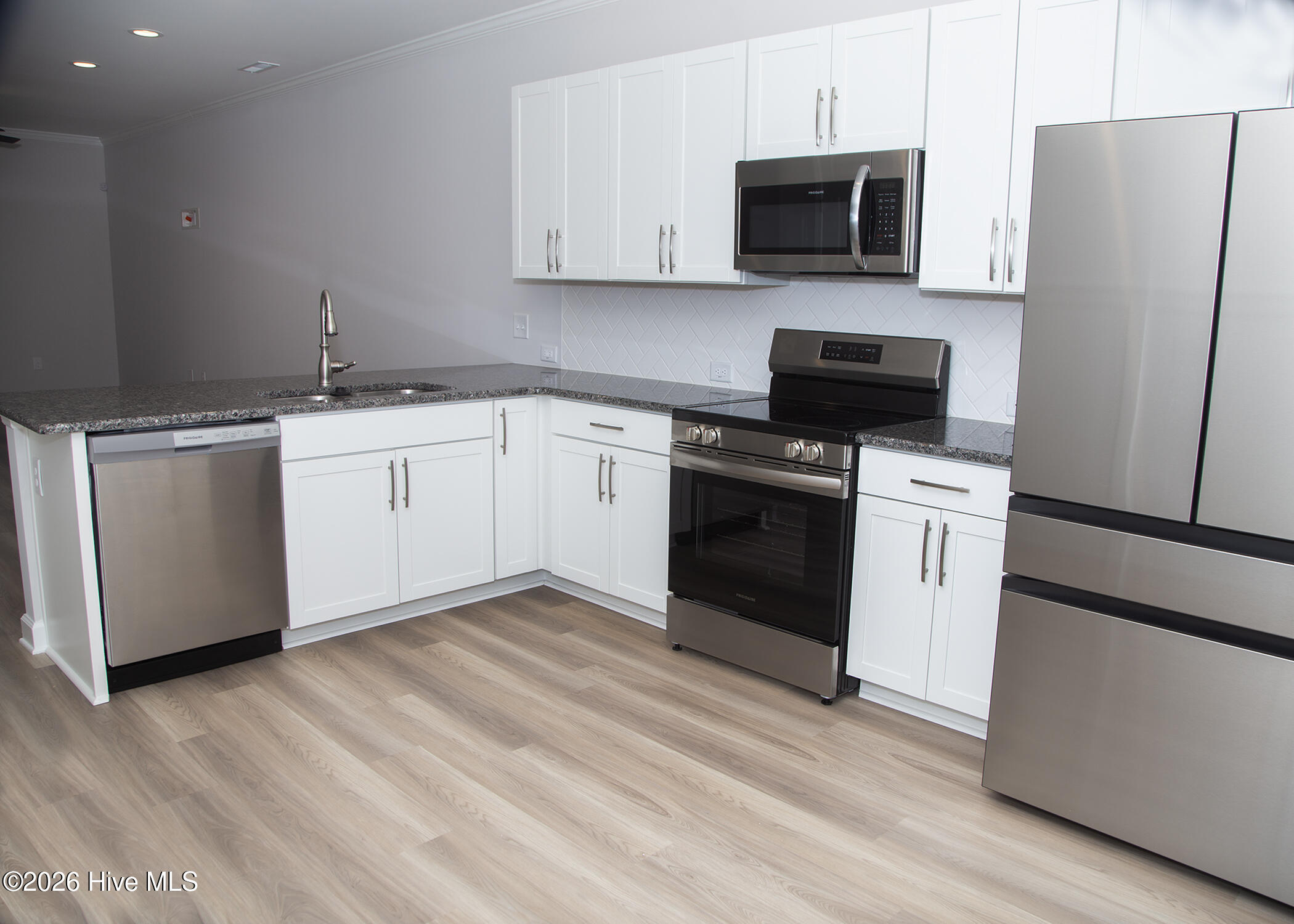 1809 Live Oak Street 225 Property Photo 6