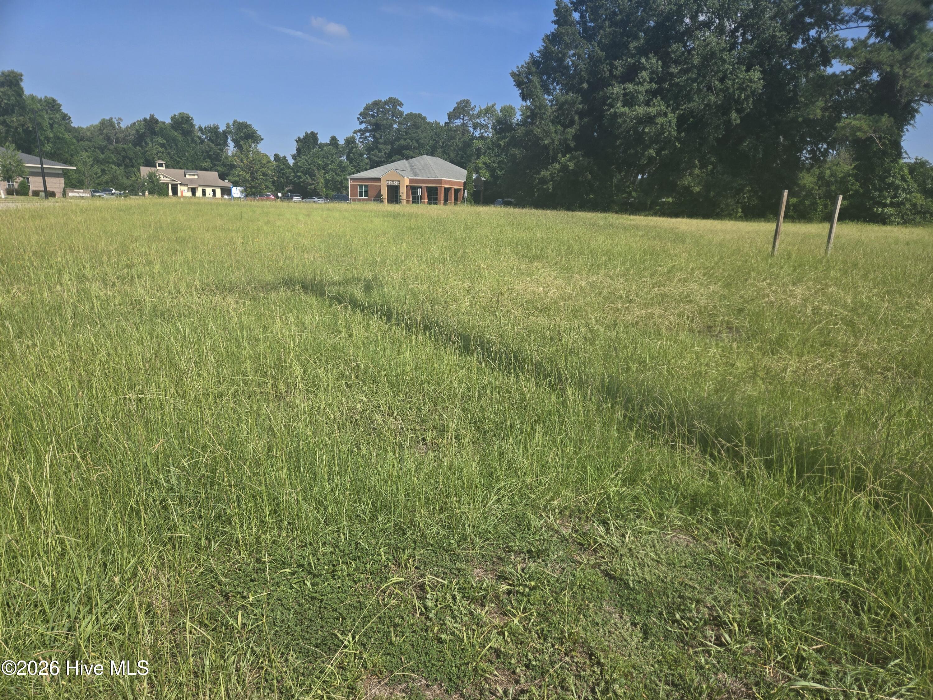 945 Benvenue Road Property Photo 1