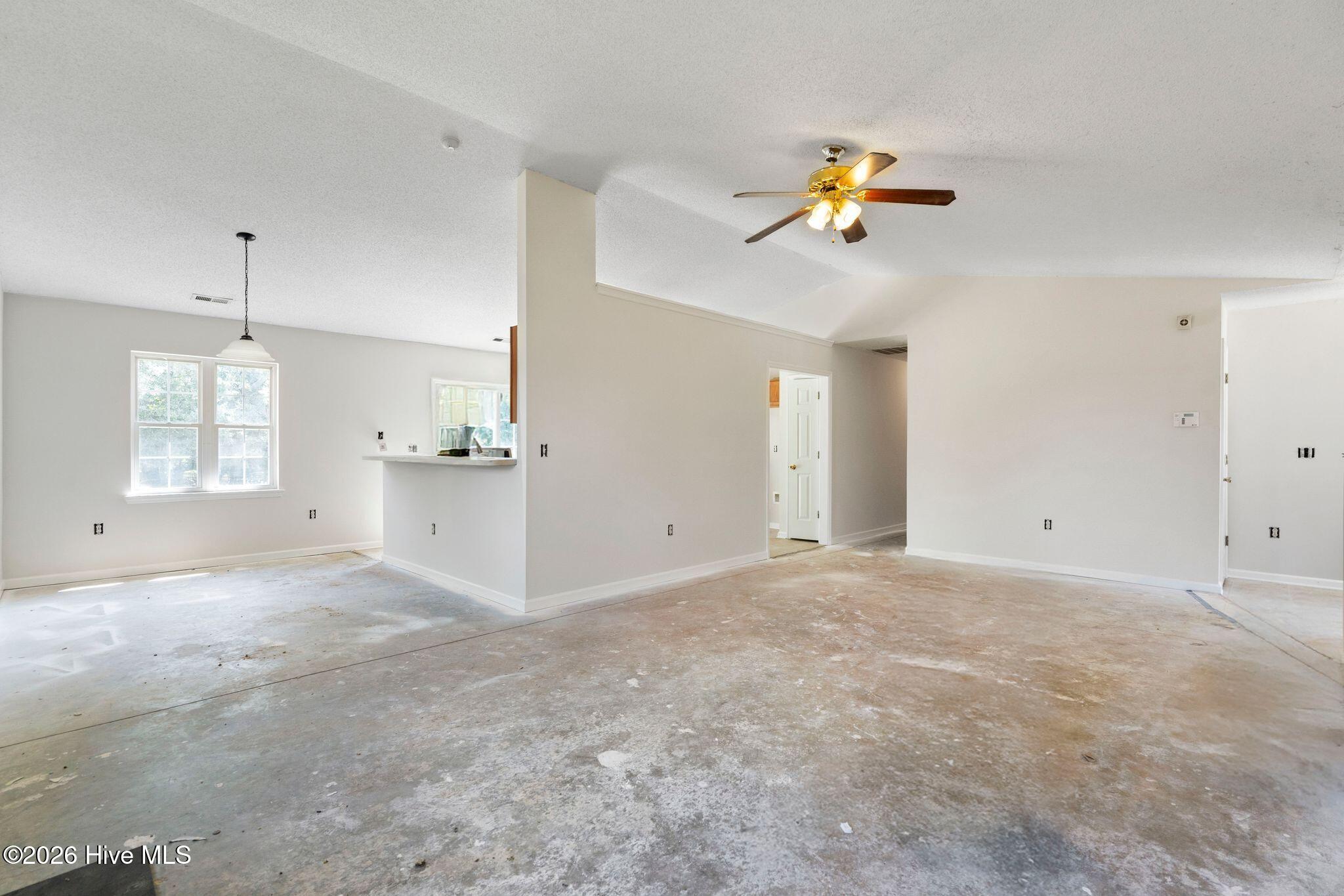 205 Concord Lane Property Photo 10