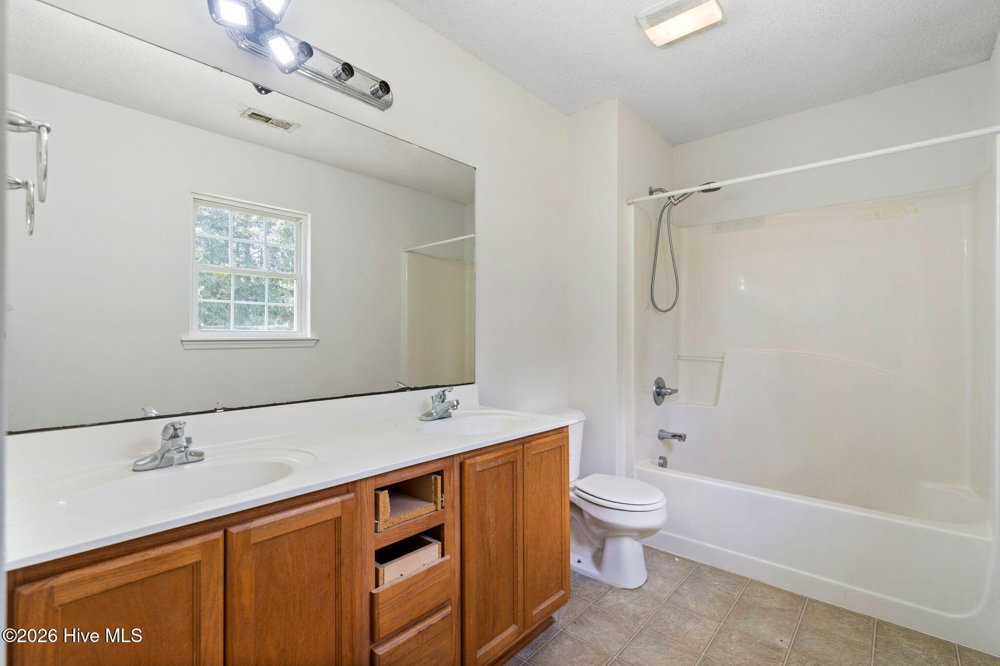 205 Concord Lane Property Photo 18
