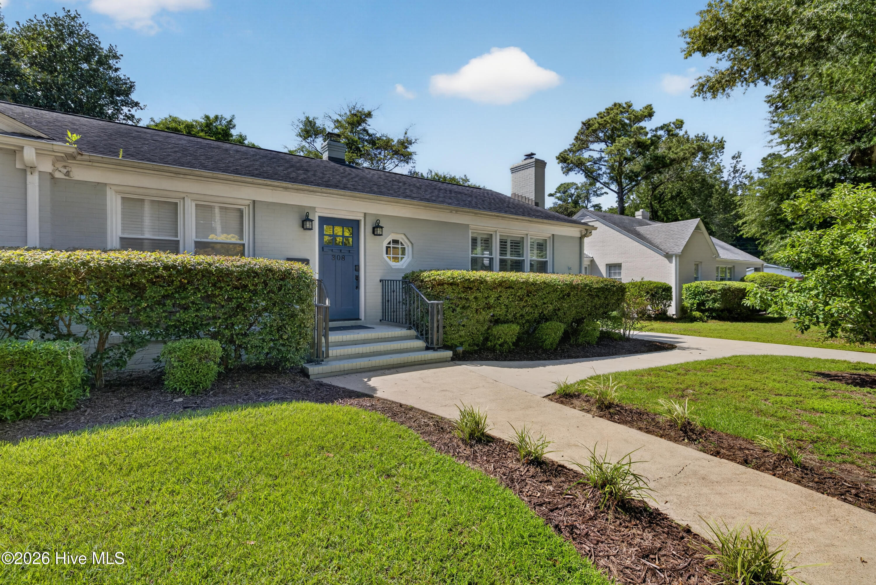 308 Wayne Drive Property Photo 1