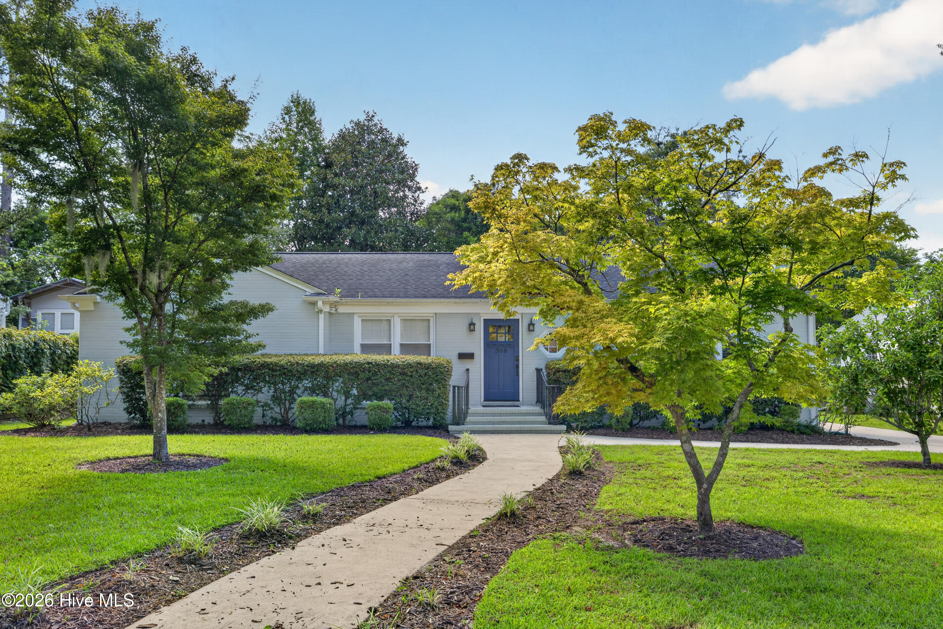 308 Wayne Drive Property Photo 2