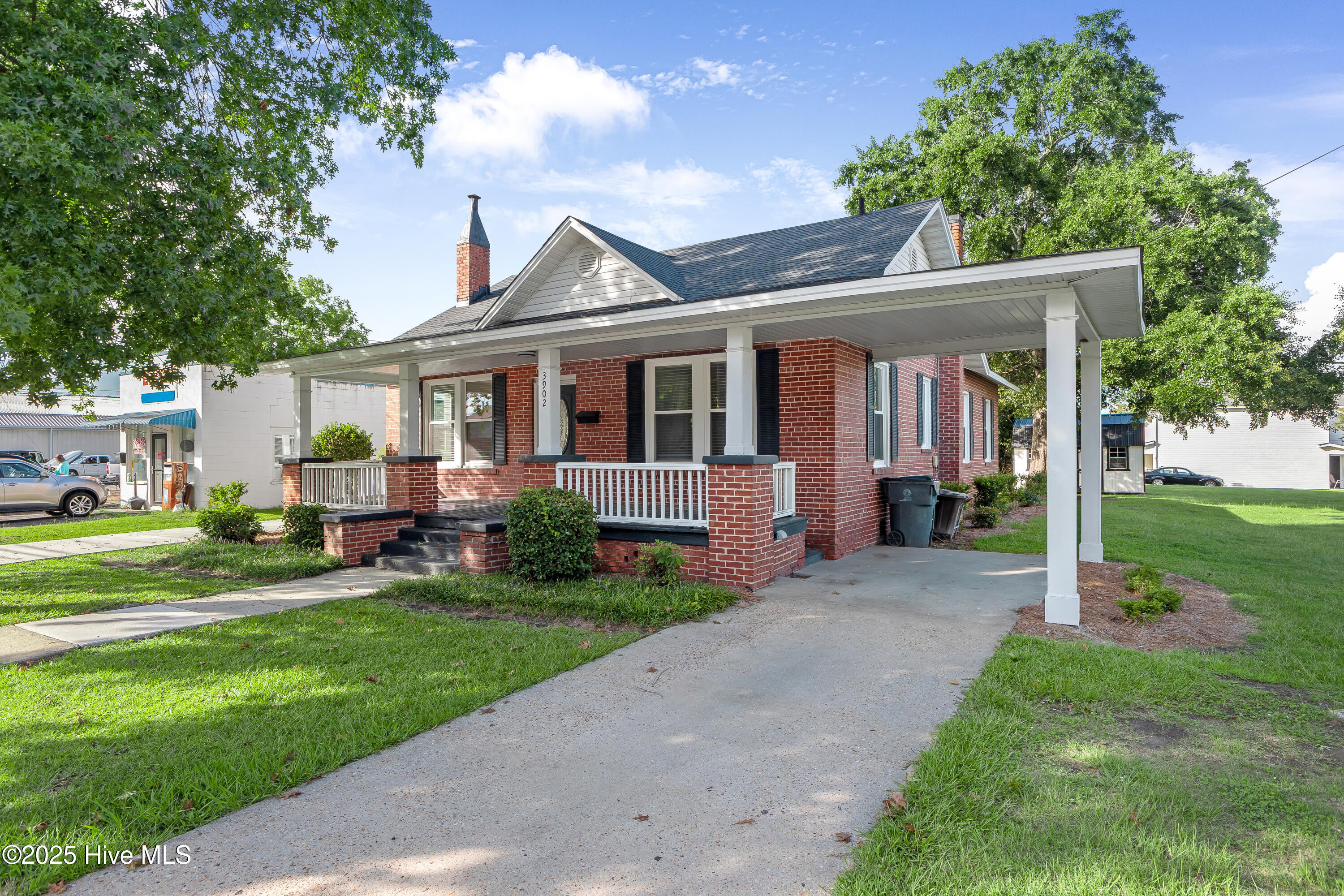 3902 W Wilson Street Property Photo 20