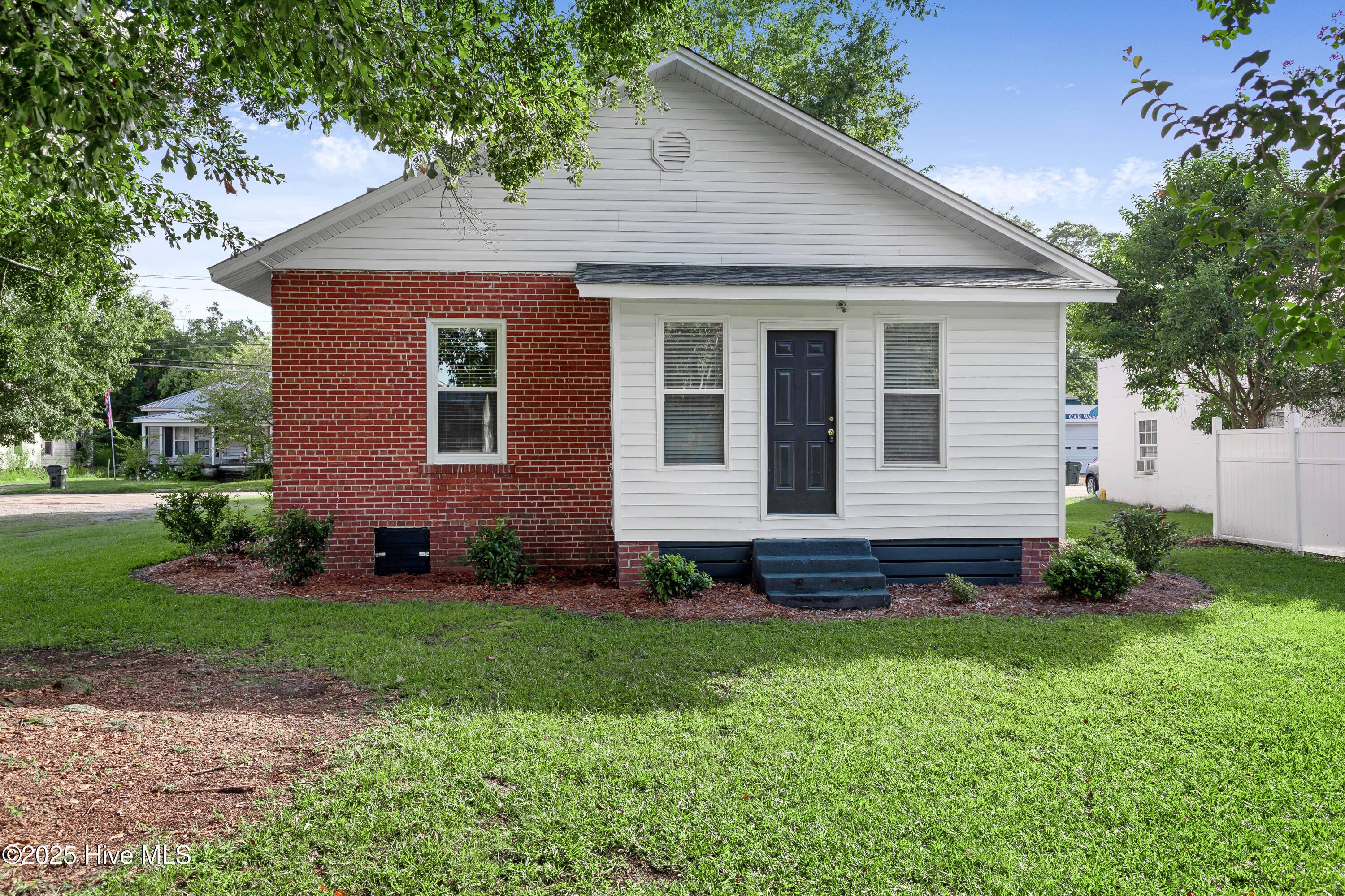 3902 W Wilson Street Property Photo 25