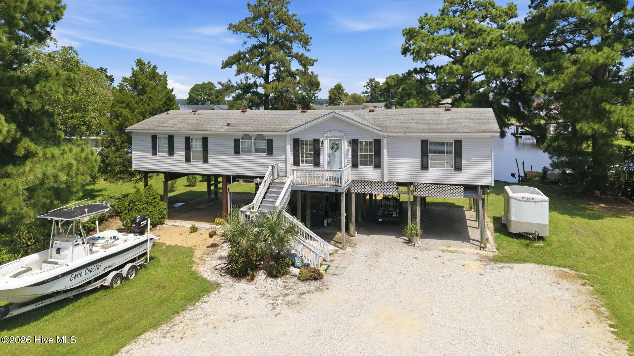 211 D Drive Property Photo 2