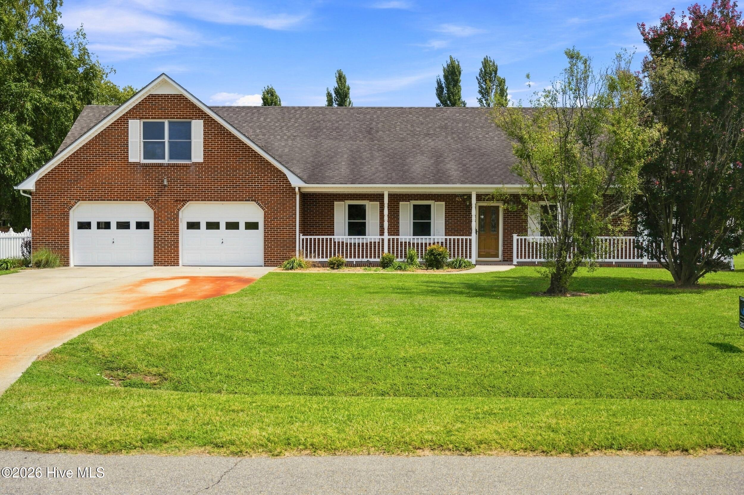 702 Everett Drive