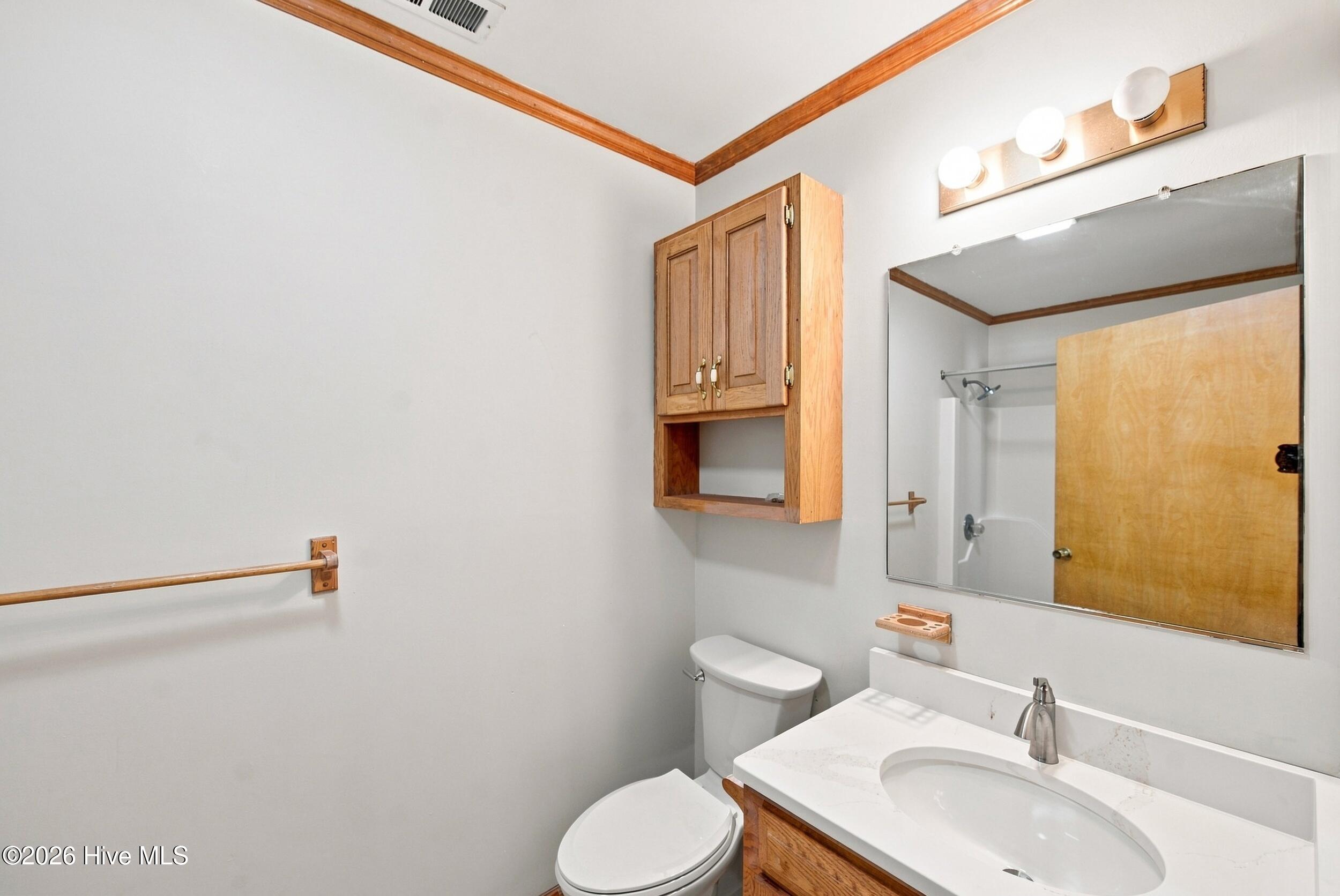 702 Everett Drive Property Photo 15