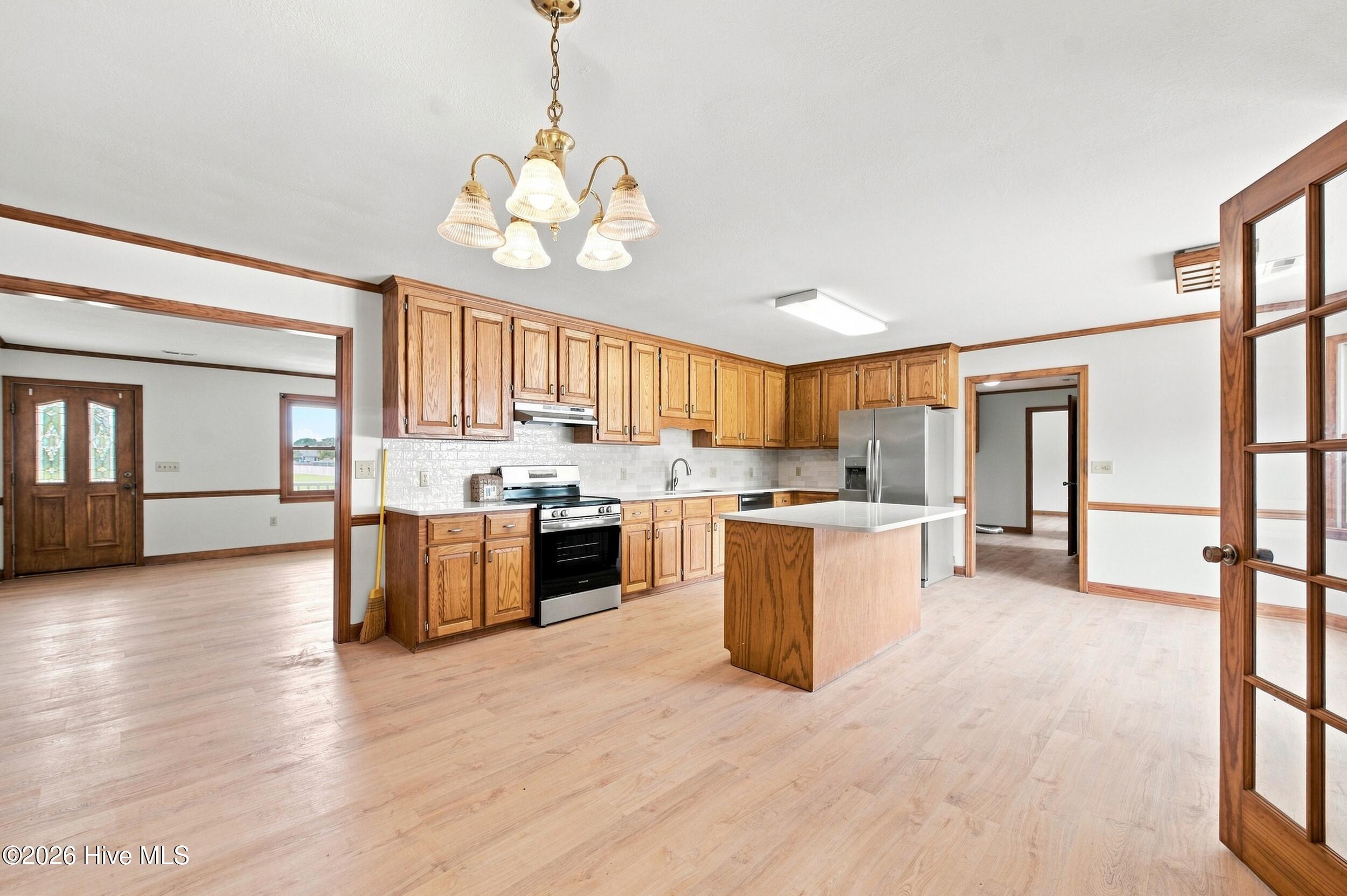 702 Everett Drive Property Photo 28