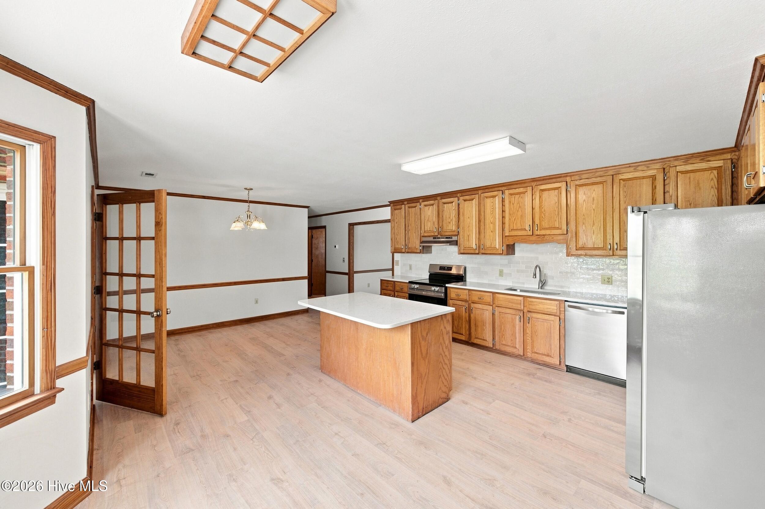 702 Everett Drive Property Photo 33
