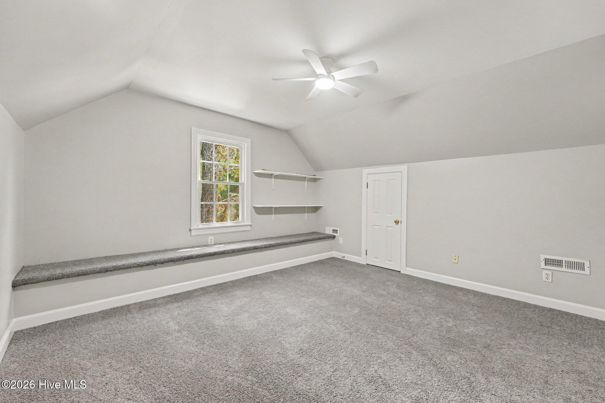 2112 Burnside Drive Nw Property Photo 25